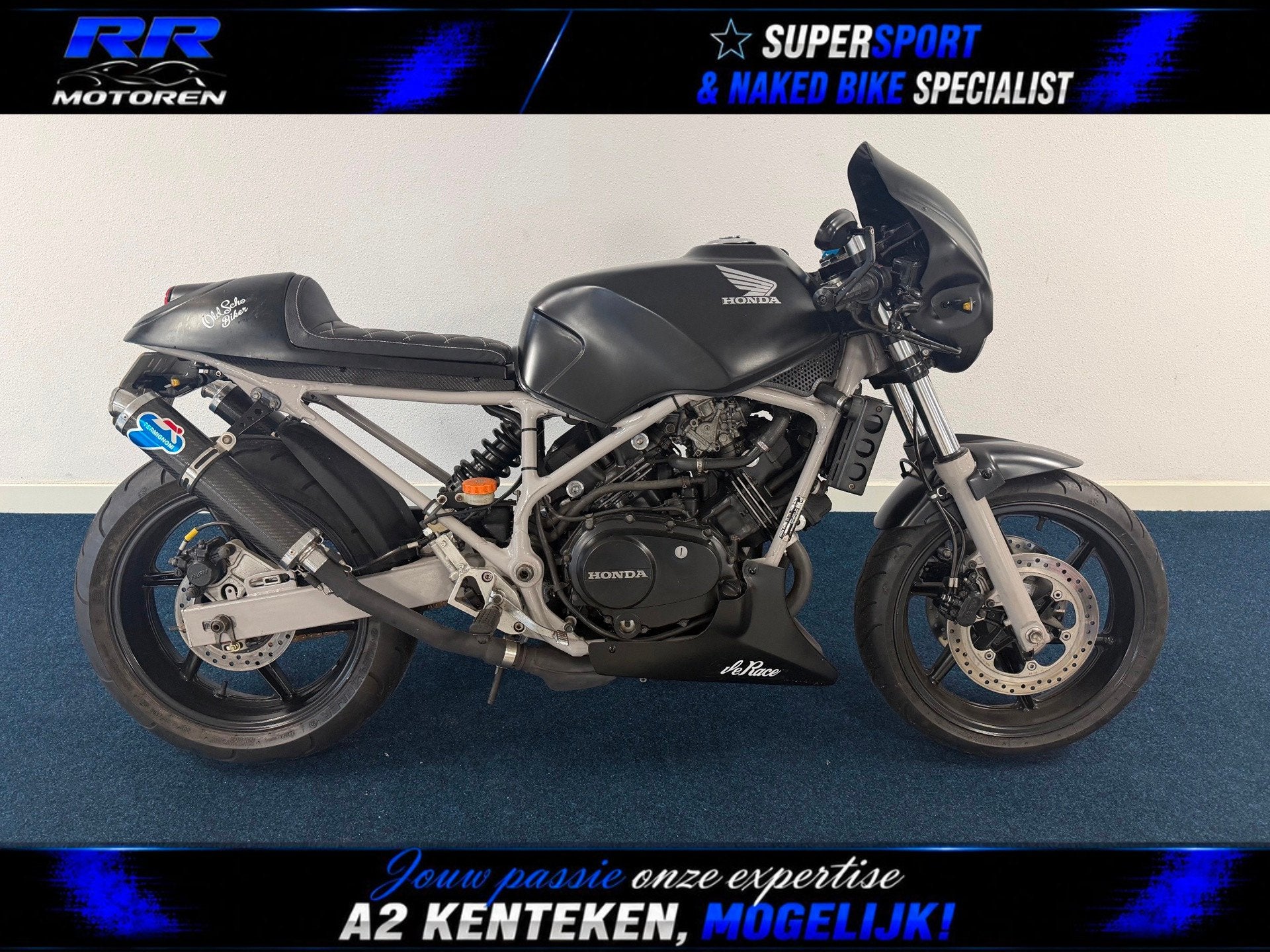 Honda Tour VF 400 F / SUPER GAVE CAFE RACER / INRUIL KOOPJE, Sportuitlaat, Bedrijf, 399 cc, Meer dan 35 kW