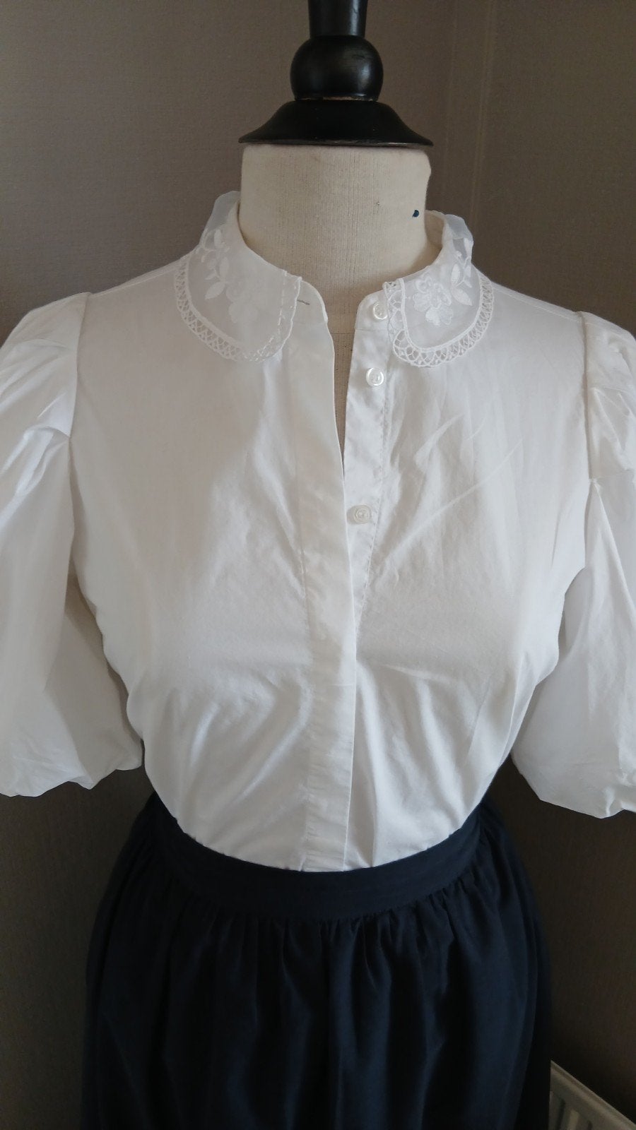 Purdey blouse met heel mooi kraagje en een pofmouw 36 wit, Kleding | Dames, Ophalen of Verzenden, Zo goed als nieuw, Maat 36 (S)