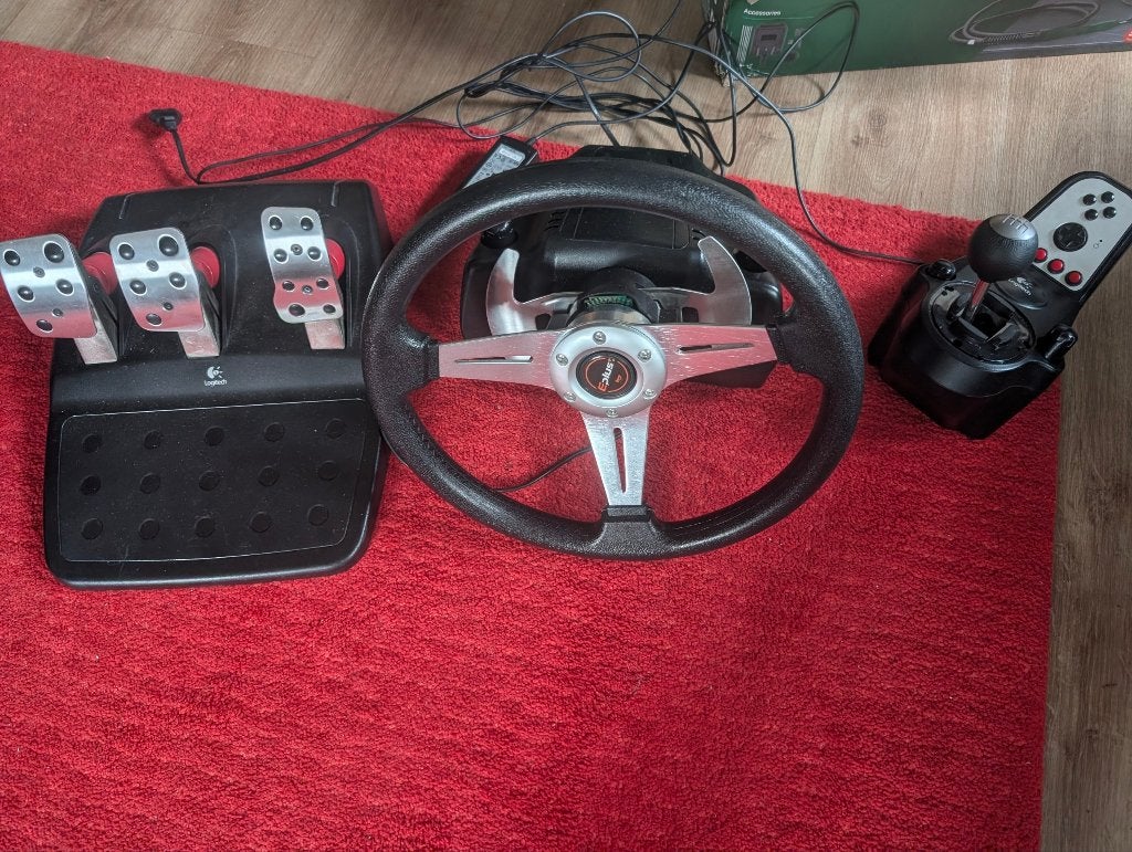 logitech g27, Computers en Software, Ophalen, Zo goed als nieuw, Logitech