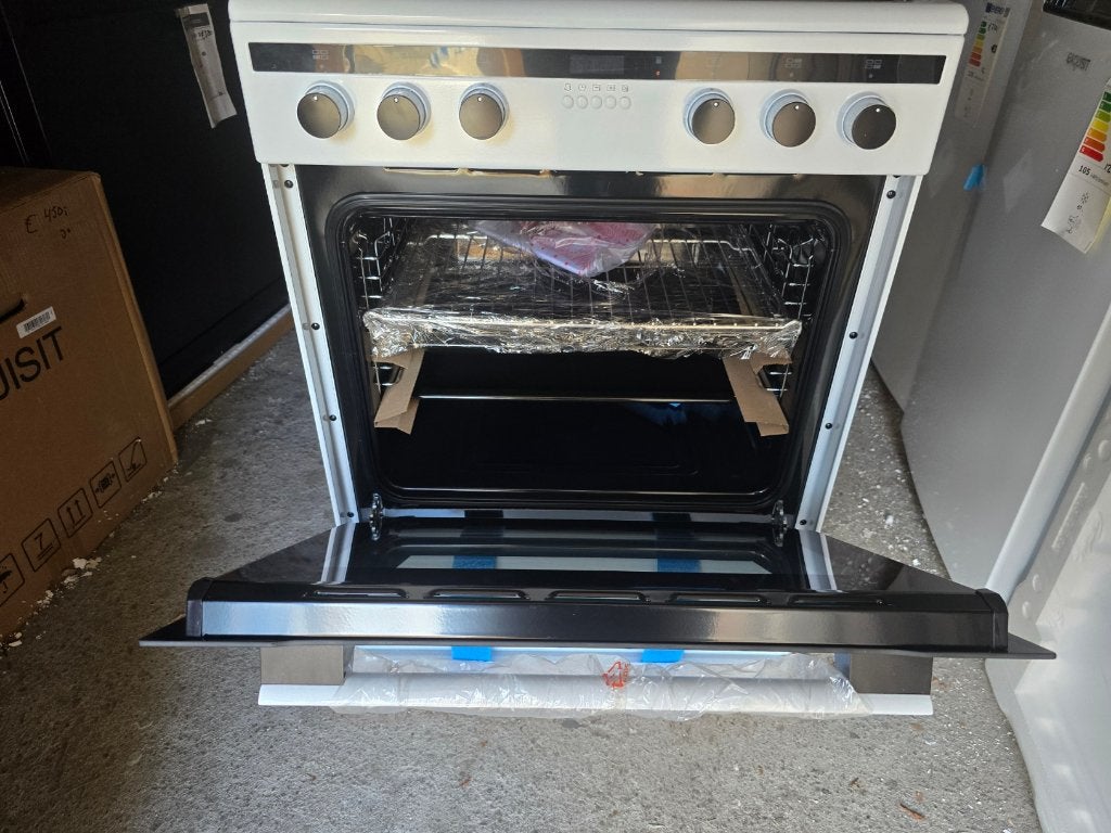 Nieuwe inductie witte vrijstaand fornuis 60 cm breed, Witgoed en Apparatuur, Hete lucht, 60 cm of meer, Nieuw, Inductie