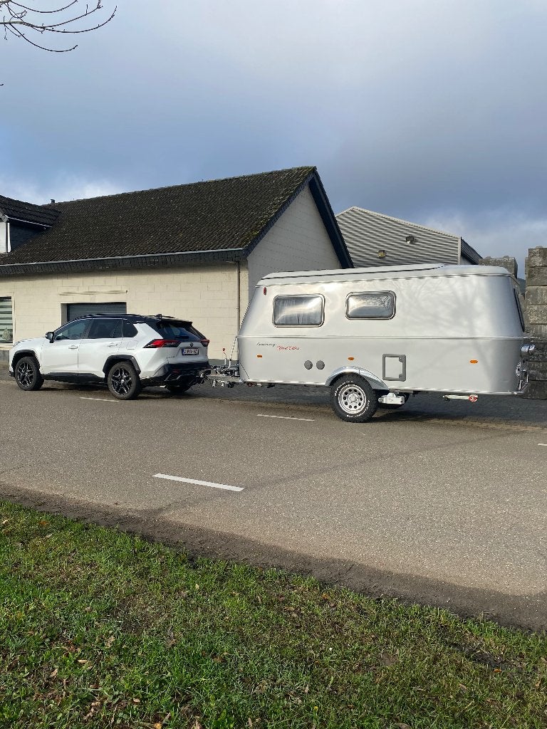 Caravan Eriba Touring 550 GT Off Road, Schokbreker, Treinzit, Particulier, Dwarsbed