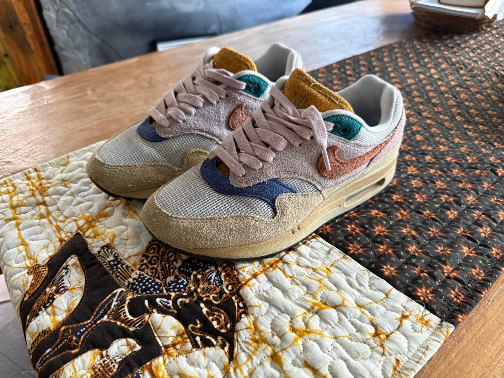 Dames NikeAir-Max maat39, Kinderen en Baby's, Ophalen, Meisje, Sportschoenen, Zo goed als nieuw