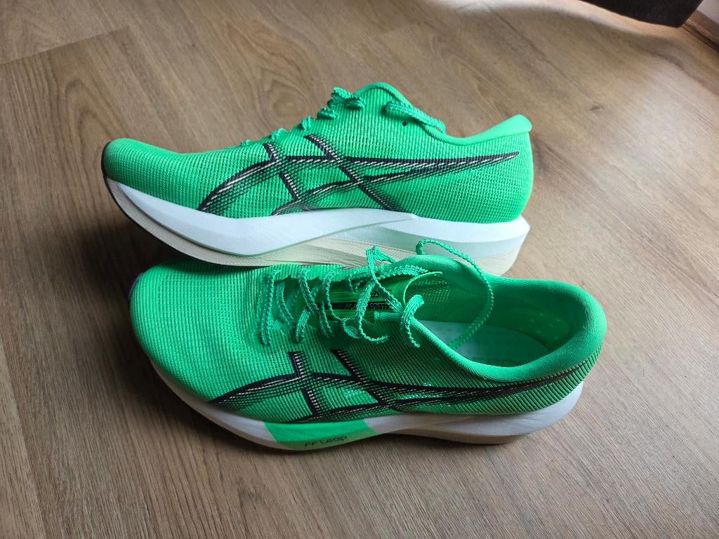 ASICS Magic Speed 5 maat EU 44,5, Overige maten, Ophalen of Verzenden, Zo goed als nieuw, Hardlopen of Fietsen