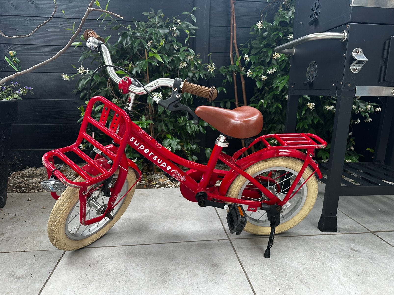 Leuke eerste kinderfiets, Ophalen, Terugtraprem, Zijwieltjes, Gebruikt