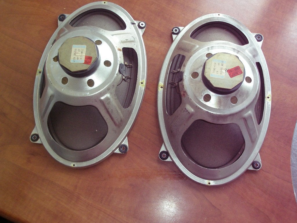 Grundig speakers groot ovaal ( ca. 17 x 27 cm ) 4 Watt., Overige merken, Gebruikt, Overige typen, Ophalen of Verzenden