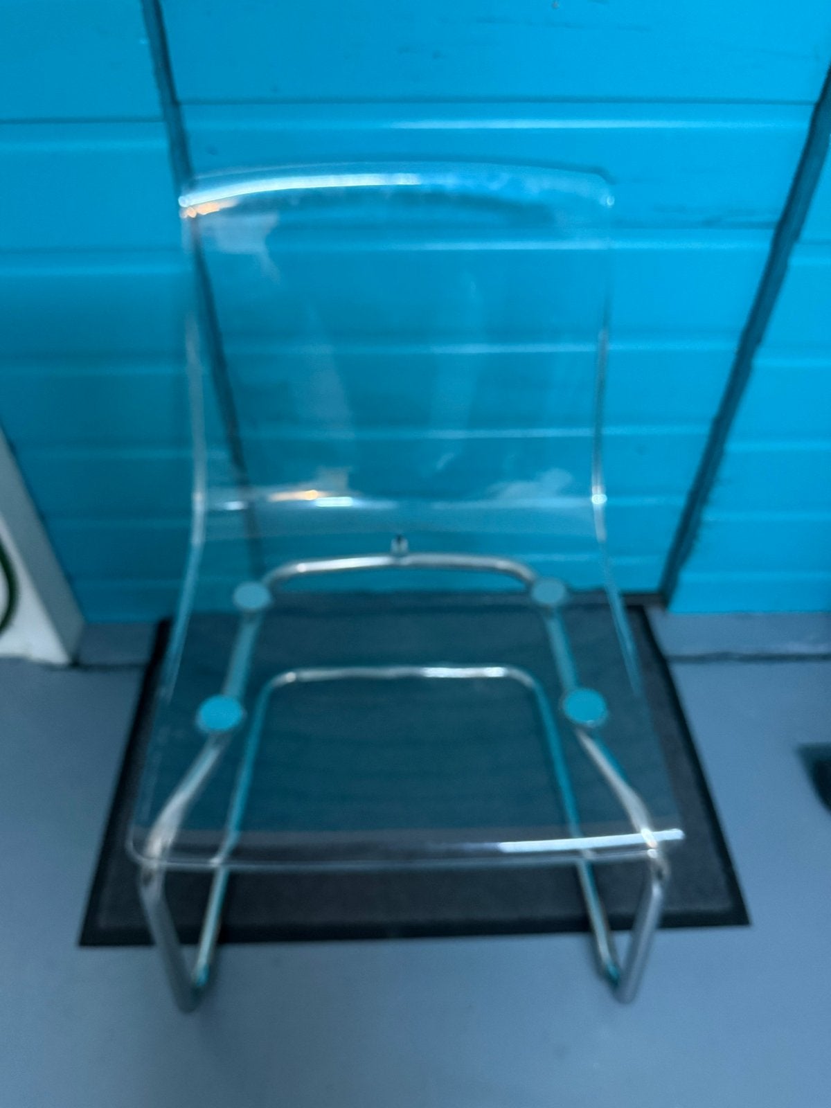 Transparante stoel met metalen frame, Huis en Inrichting, Stoelen, Gebruikt, Eén, Kunststof, Overige kleuren, Ophalen