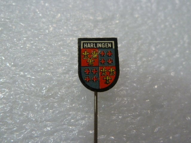 Speldje Harlingen Wapen - Vintage, Ophalen of Verzenden, Gebruikt, Stad of Land, Speldje of Pin