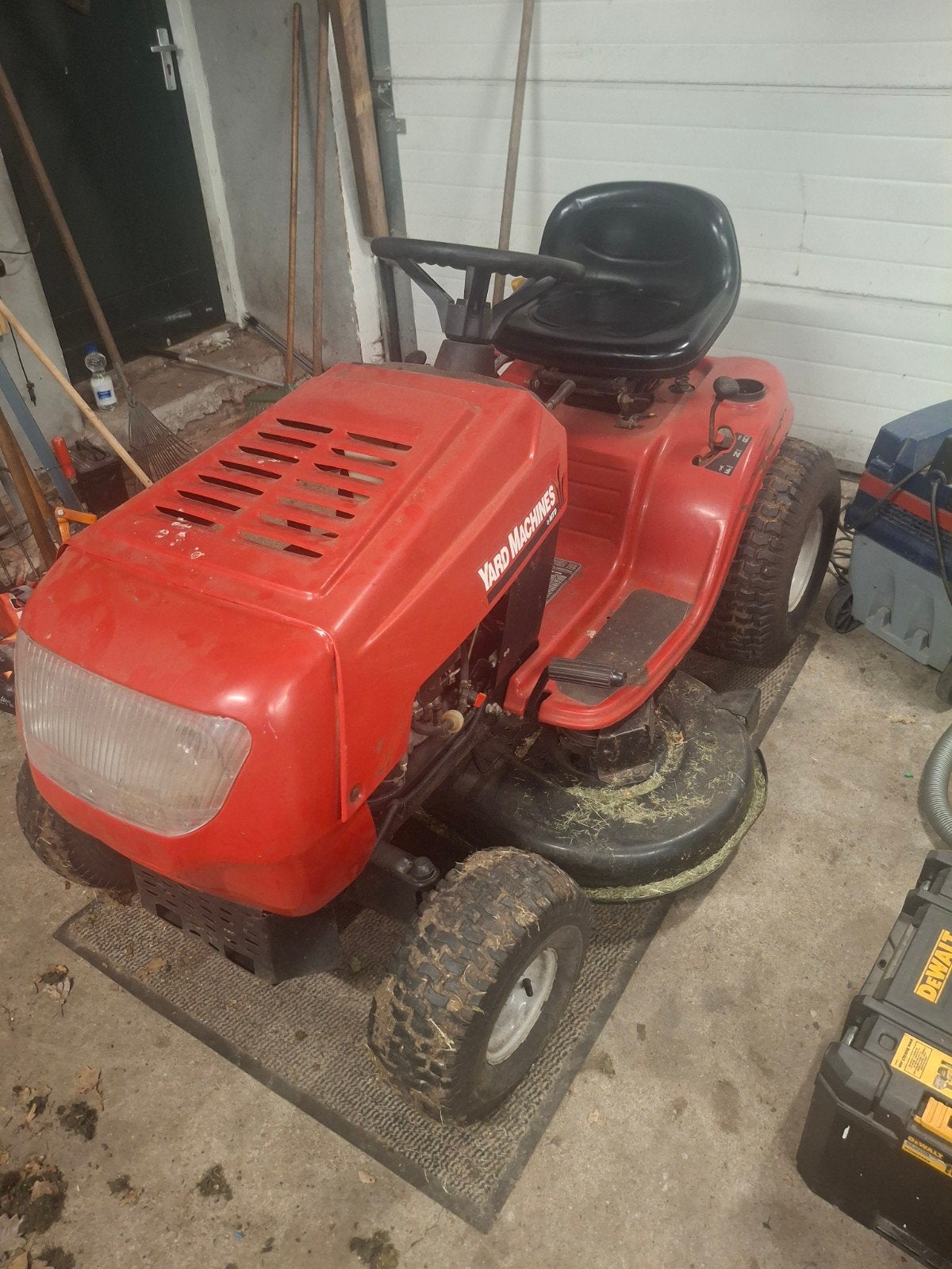 Zitmaaier Yard Machines B&S 15.5 PK, Tuin en Terras, Ophalen, Gebruikt, Yard Machines