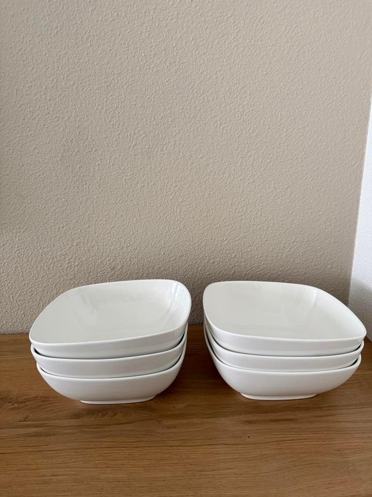 6x Witte Pasta Borden - Vierkant Design, Huis en Inrichting, Keuken | Servies, Gebruikt, Keramiek, Ophalen of Verzenden, Bord(en)