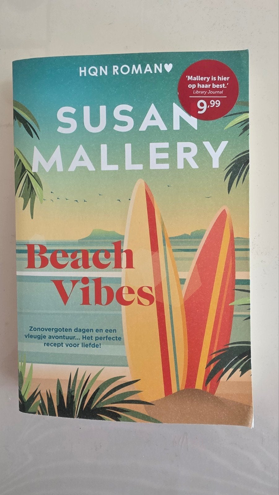 Beach Vibes - Susan Mallery (HQN Roman), Ophalen of Verzenden, Zo goed als nieuw, Susan Mallery, Nederland