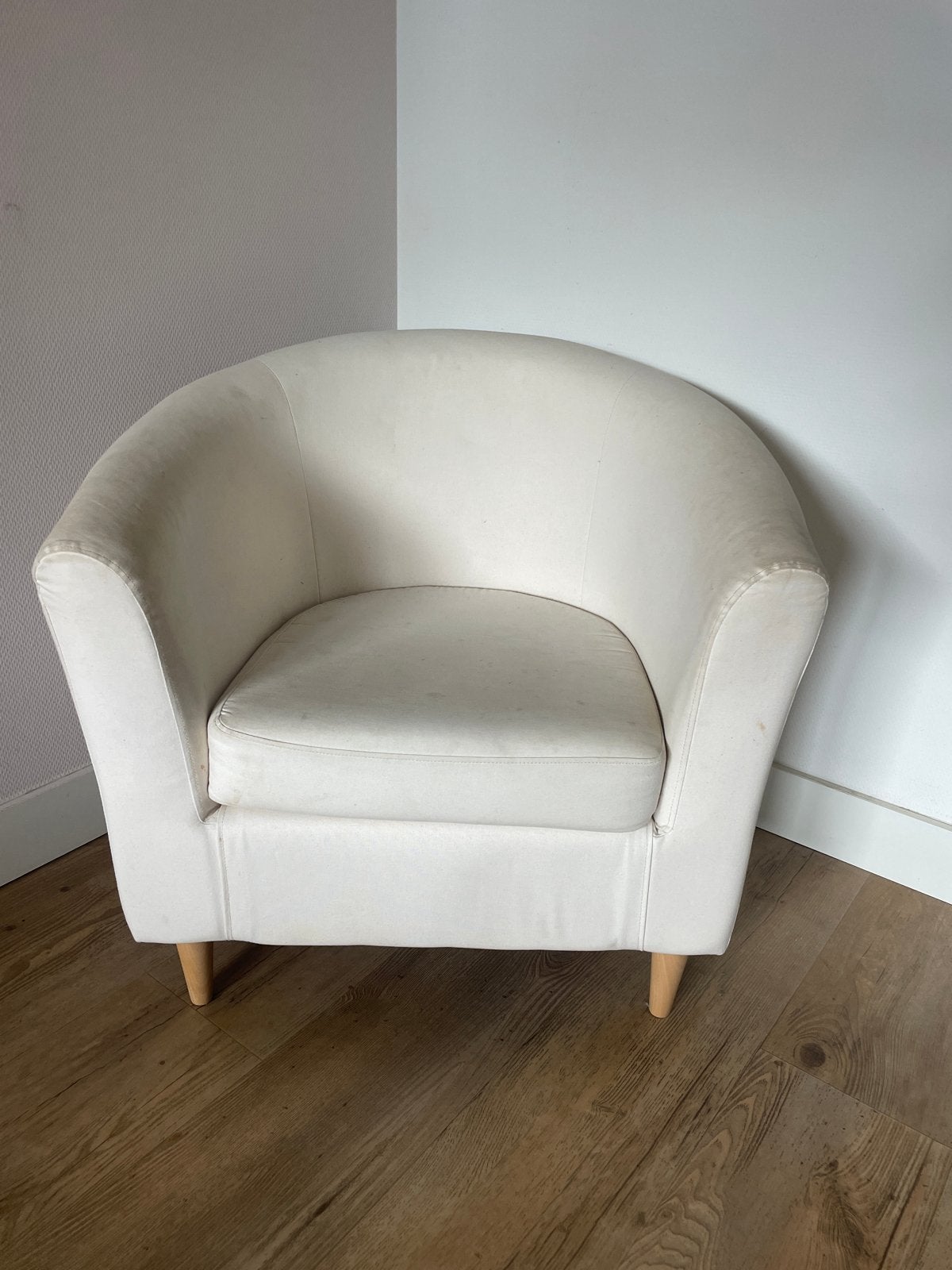 Comfortabele Crèmekleurige Fauteuil - gratis af te halen!, Ophalen, Gebruikt, Wit, Eén