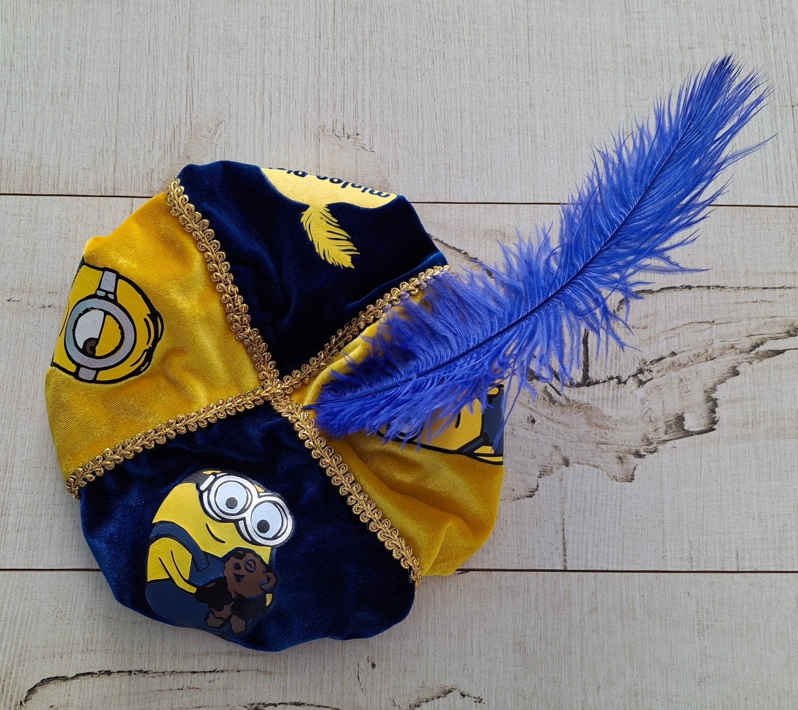 Minions pietenmuts, Ophalen of Verzenden, Nieuw, Jongen of Meisje
