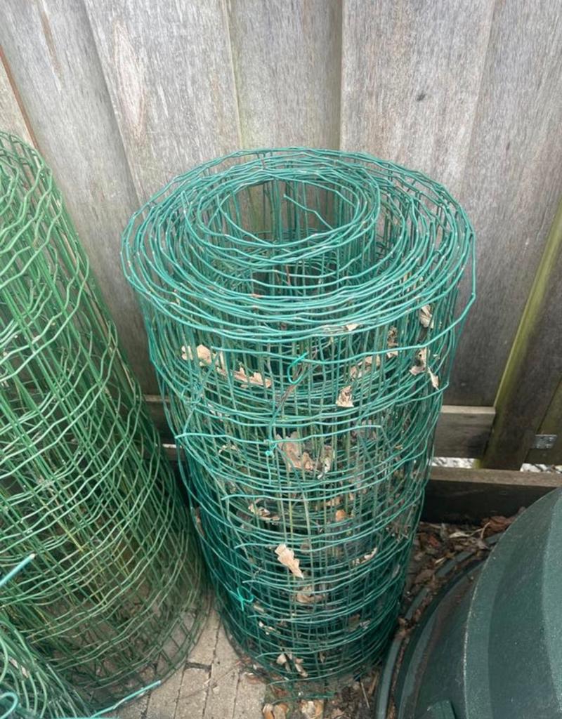Tuin gaas - Gebruikt, diverse rollen beschikbaar, Tuin en Terras, Gaas en Draad, Ophalen, Gebruikt, 20 meter of meer, Gaas