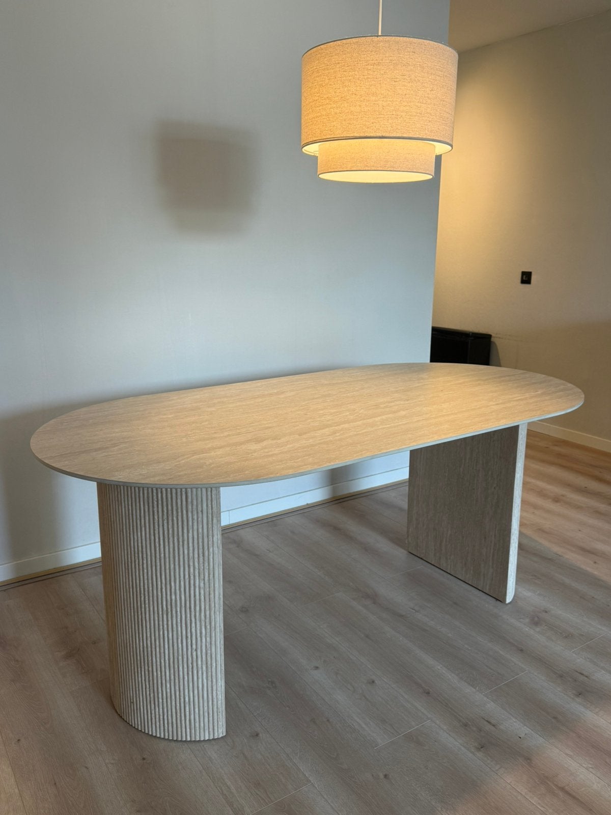 Japandi travirtinlook eettafel beige, Ophalen, 50 tot 100 cm, Zo goed als nieuw, 150 tot 200 cm