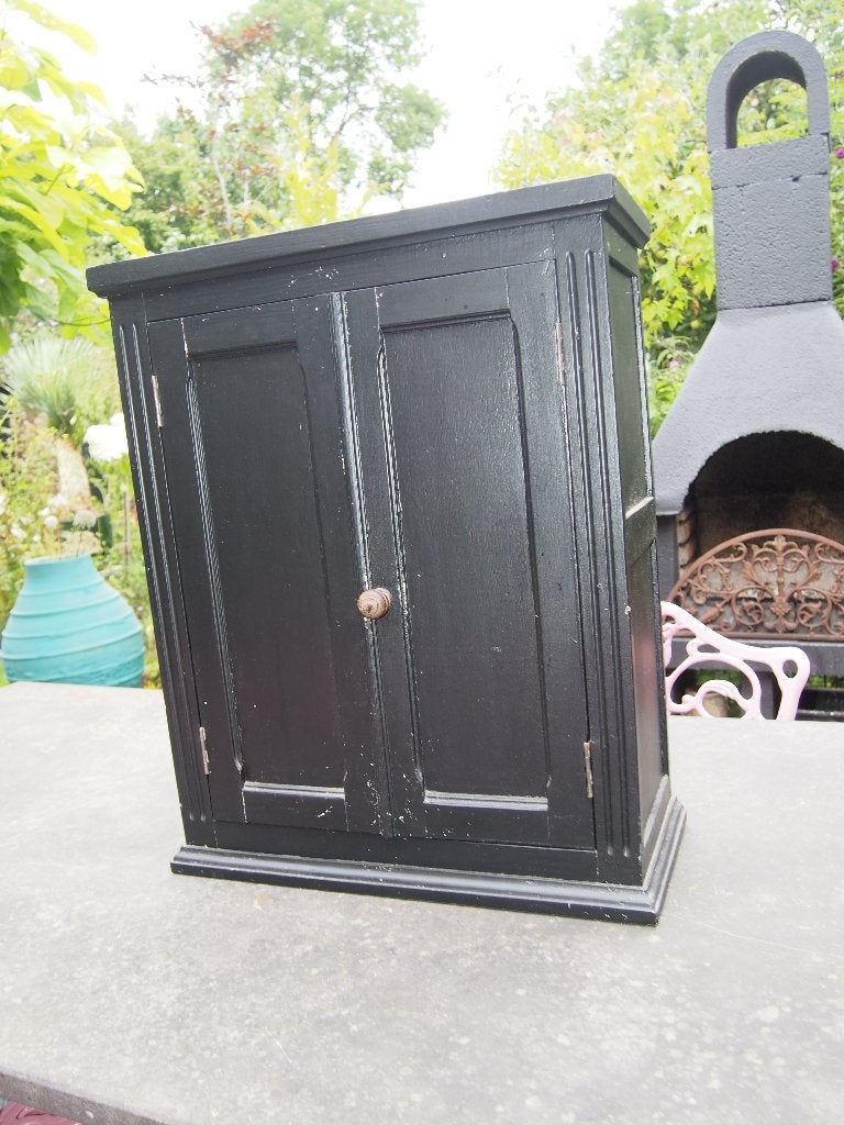 Oud brocante wandkastje - Zwart, Ophalen