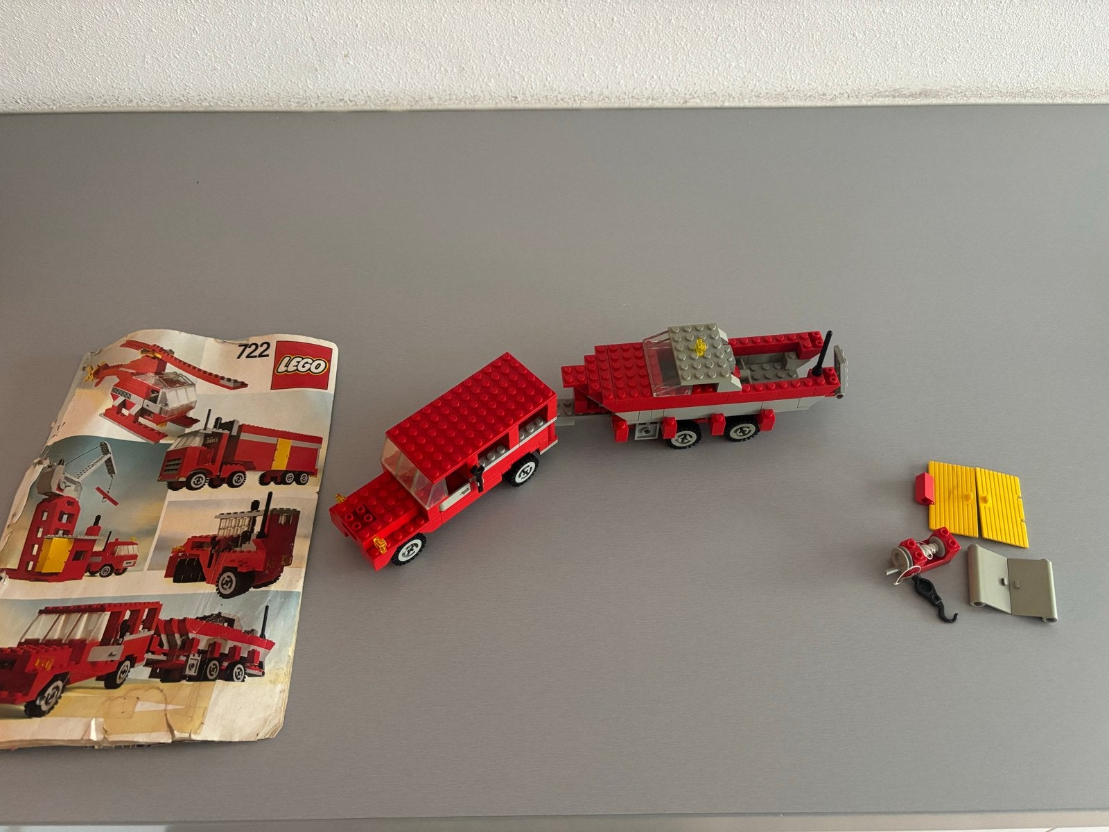 Vintage LEGO 722: Brandweerwagen met boot en trailer, Lego, Ophalen of Verzenden, Compleet, Complete set