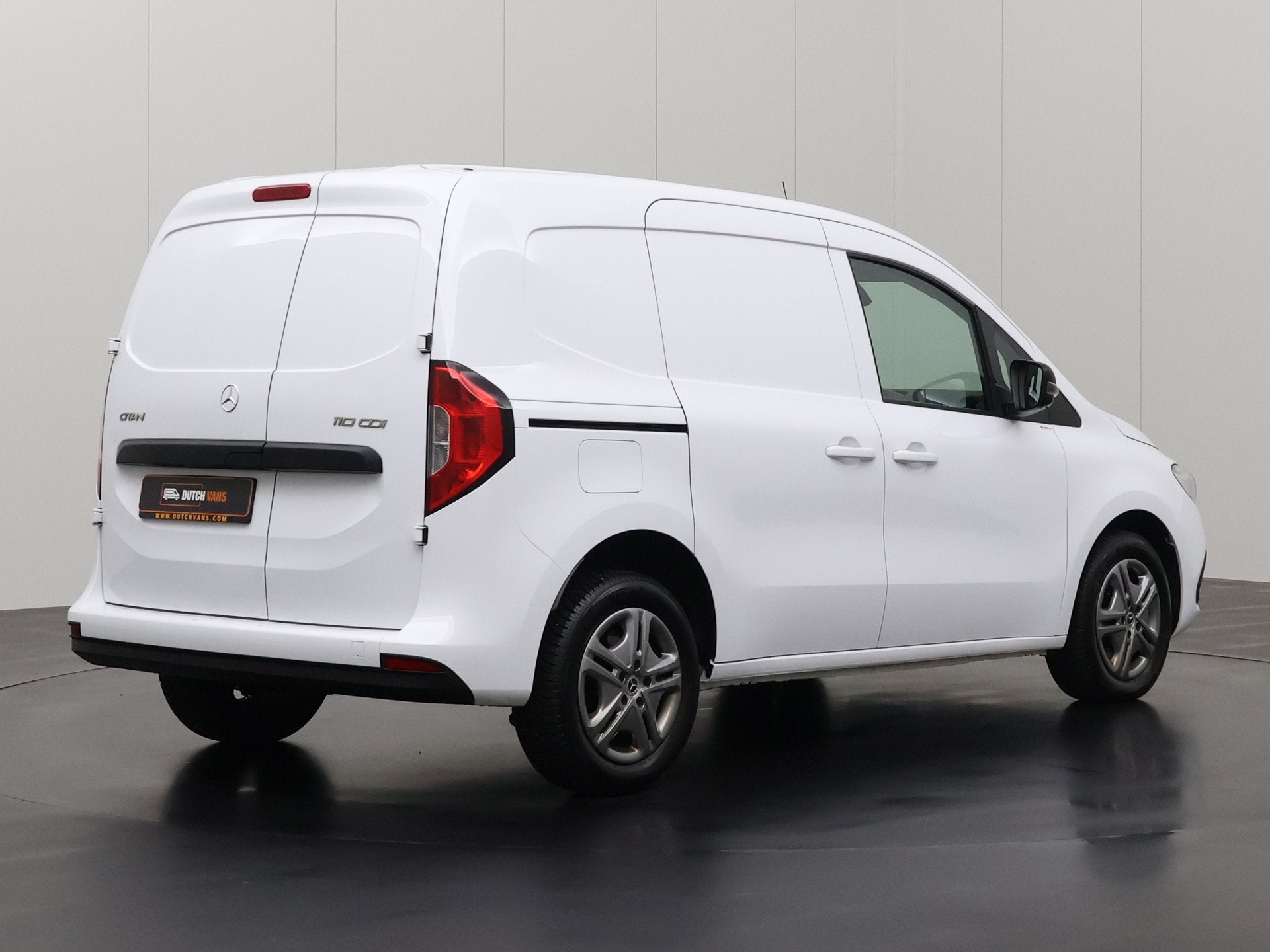 Mercedes-Benz Citan Automaat Business | Multimedia | Airco |, Auto's, Bestelauto's, Automaat, 101 pk, Euro 6, Wit