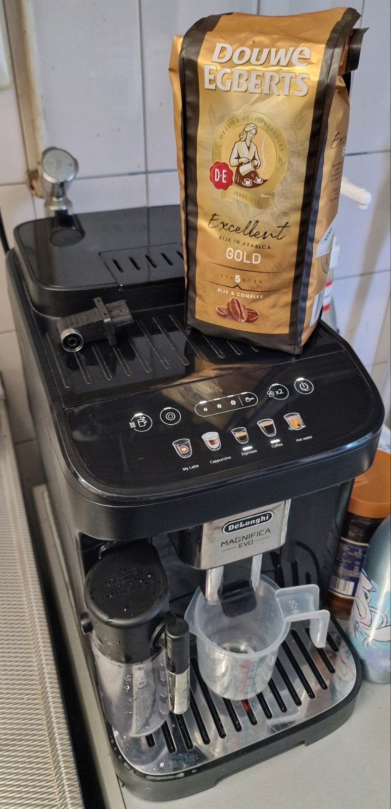 De'Longhi Magnifica EVO zwart., Ophalen, Espresso apparaat, 10 kopjes of meer, Nieuw