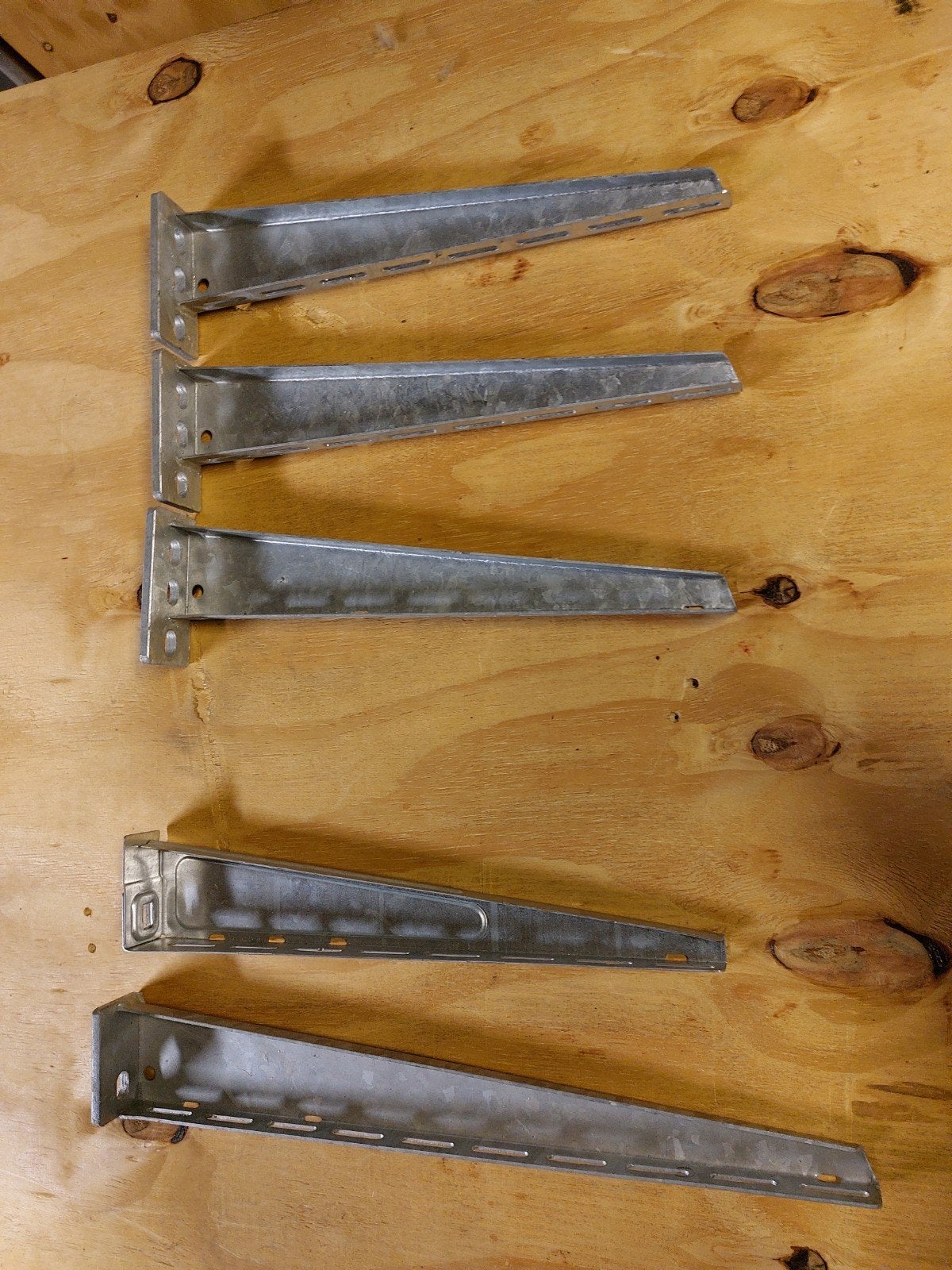 Metalen plankdragers - 5 stuks, Ophalen of Verzenden