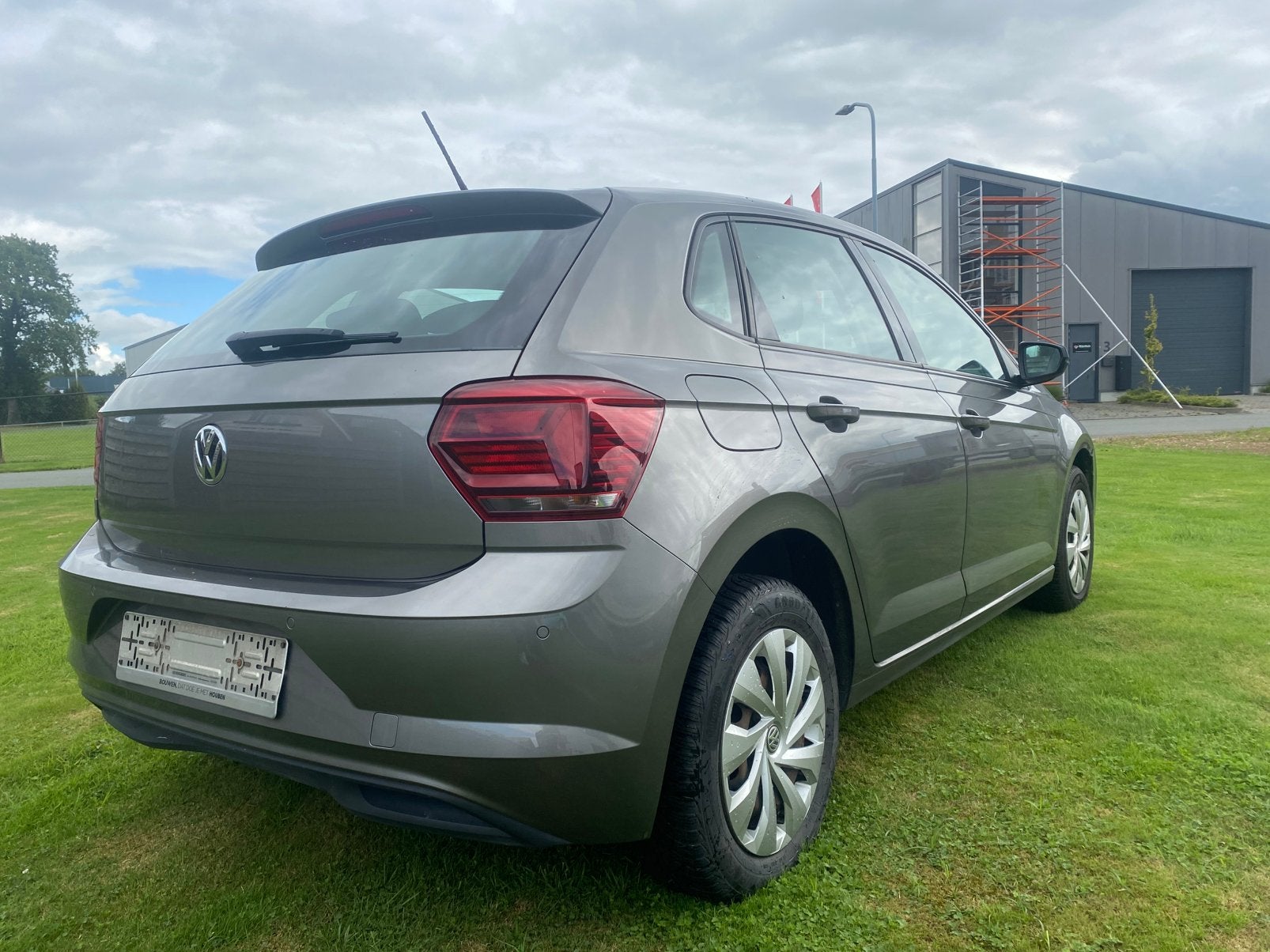 Polo 1.0 95pk comfortline Mooie strakke auto met veel opties, Ophalen, Zilver of Grijs, Benzine