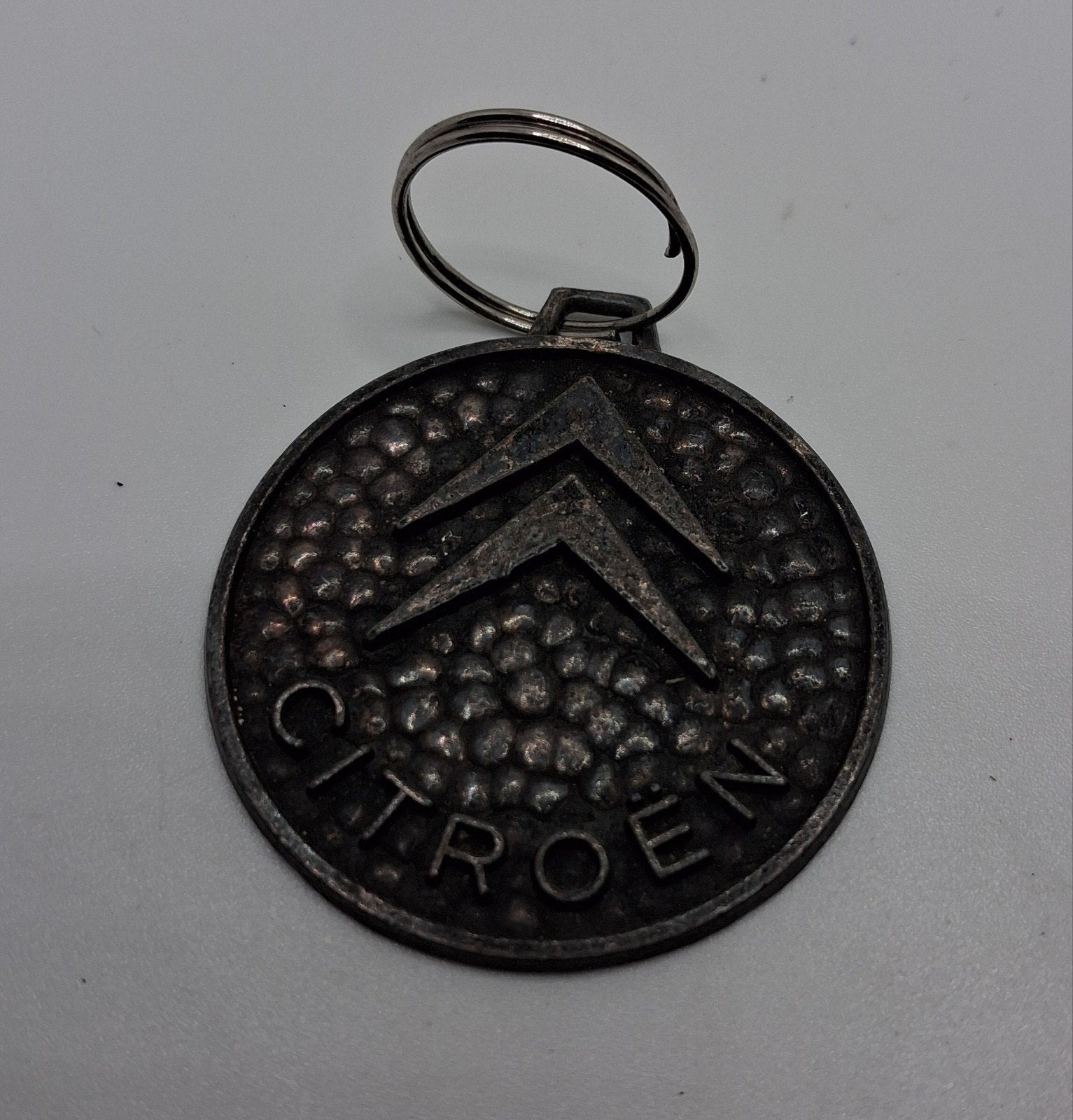 Vintage Citroën Sleutelhanger - Oud en Authentiek, Ophalen of Verzenden