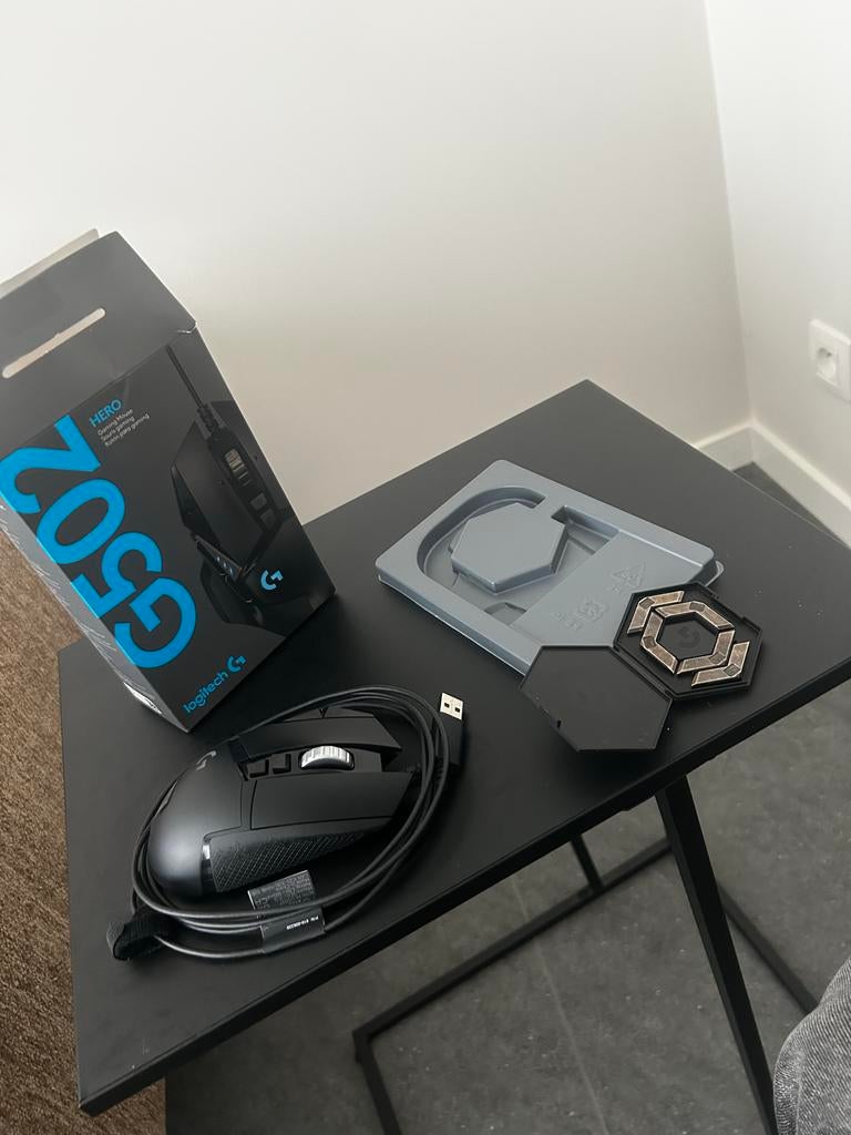 Logitech G502 HERO Gaming Muis - Zo goed als nieuw, Computers en Software, Muizen, Ophalen, Rechtshandig, Muis, Ergonomisch