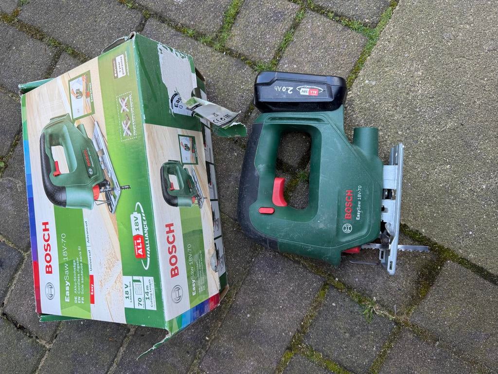 Bosch EasySaw 18V-70 Decoupeerzaag met Accu, Ophalen, Zo goed als nieuw, Minder dan 600 watt, Vlakschuurmachine