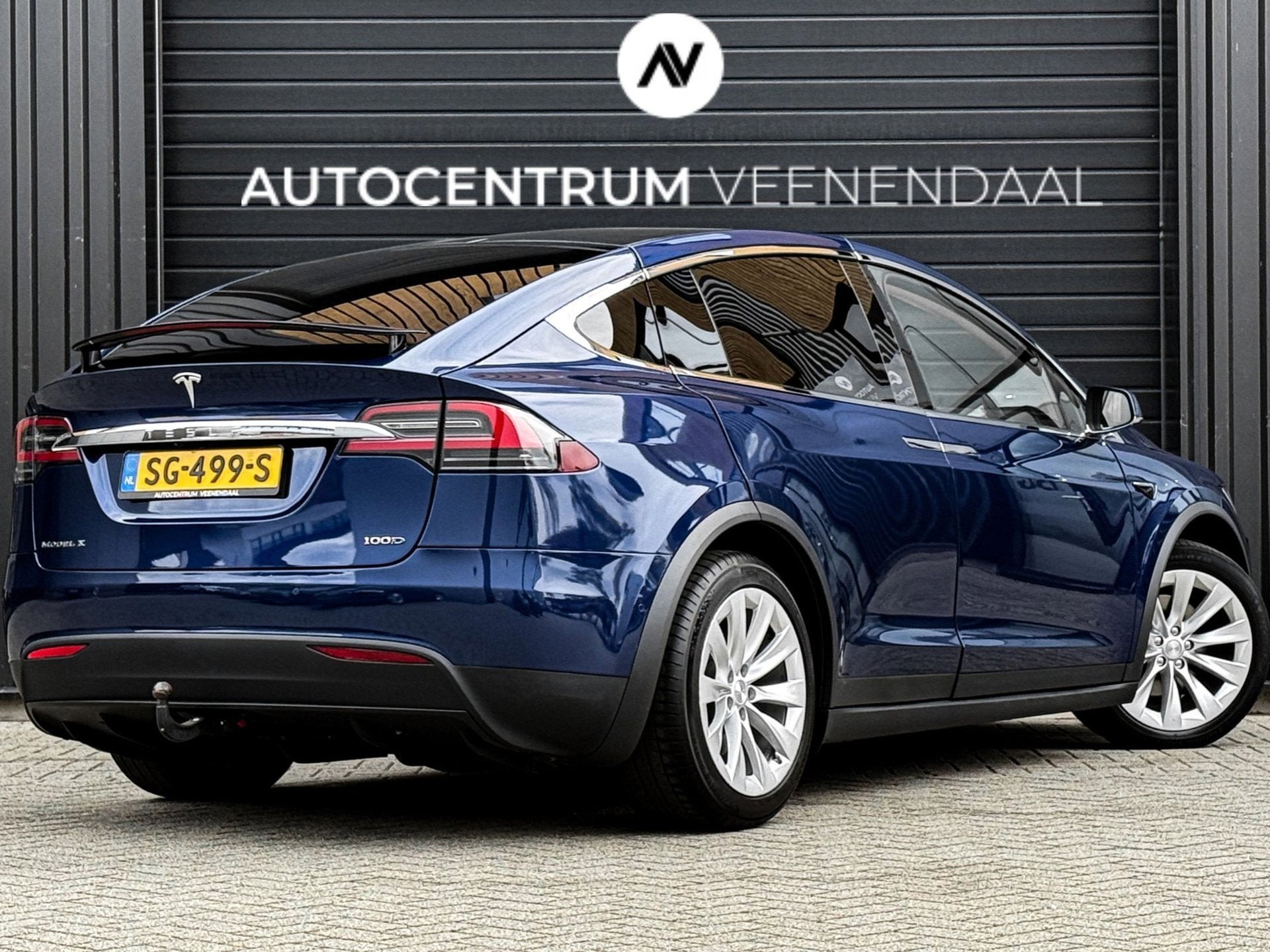 Tesla Model X 100D 6-ZITS SOH 89% AUTOPILOT/TREKHAAK/PANO/LE, Auto's, Parkeerassistent, Gebruikt, 2433 kg, Blauw