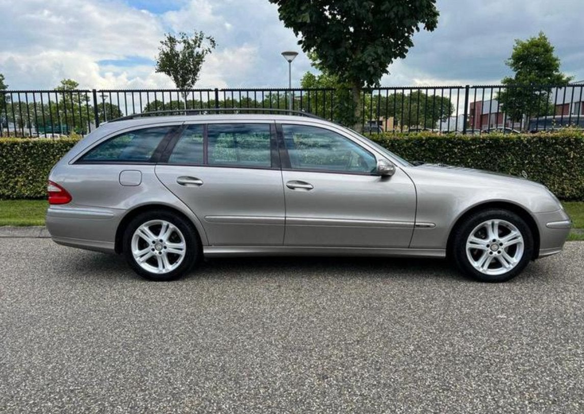 Mercedes-Benz E-Klasse 3.2 E320 Combi 4MATIC AUT 2004 Grijs, Auto's, Mercedes-Benz, Particulier, E-Klasse, Benzine, F, Stationwagon