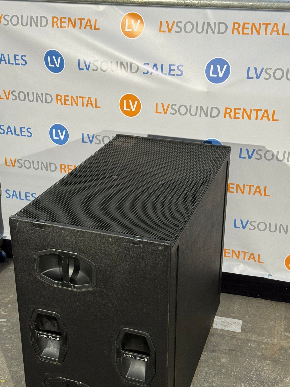 D&B Audiotechnik J infra j-infra subwoofer 3x21 inch, Audio, Tv en Foto, Luidsprekers, Ophalen, 120 watt of meer, Subwoofer, Overige merken