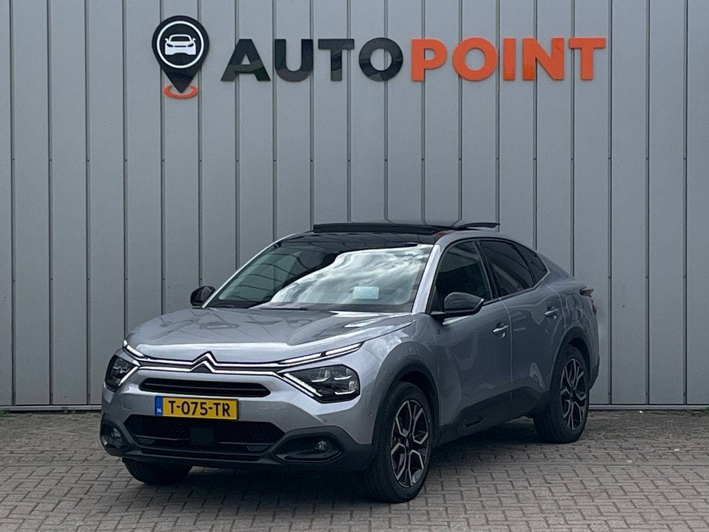 Citroen Ë-C4 X Shine 54 kWh ORG NL 1E EIG DEALEROND|PANO|TR, Auto's, Citroën, 136 pk, Gebruikt, Automatische klimaatregeling, E-C4 X