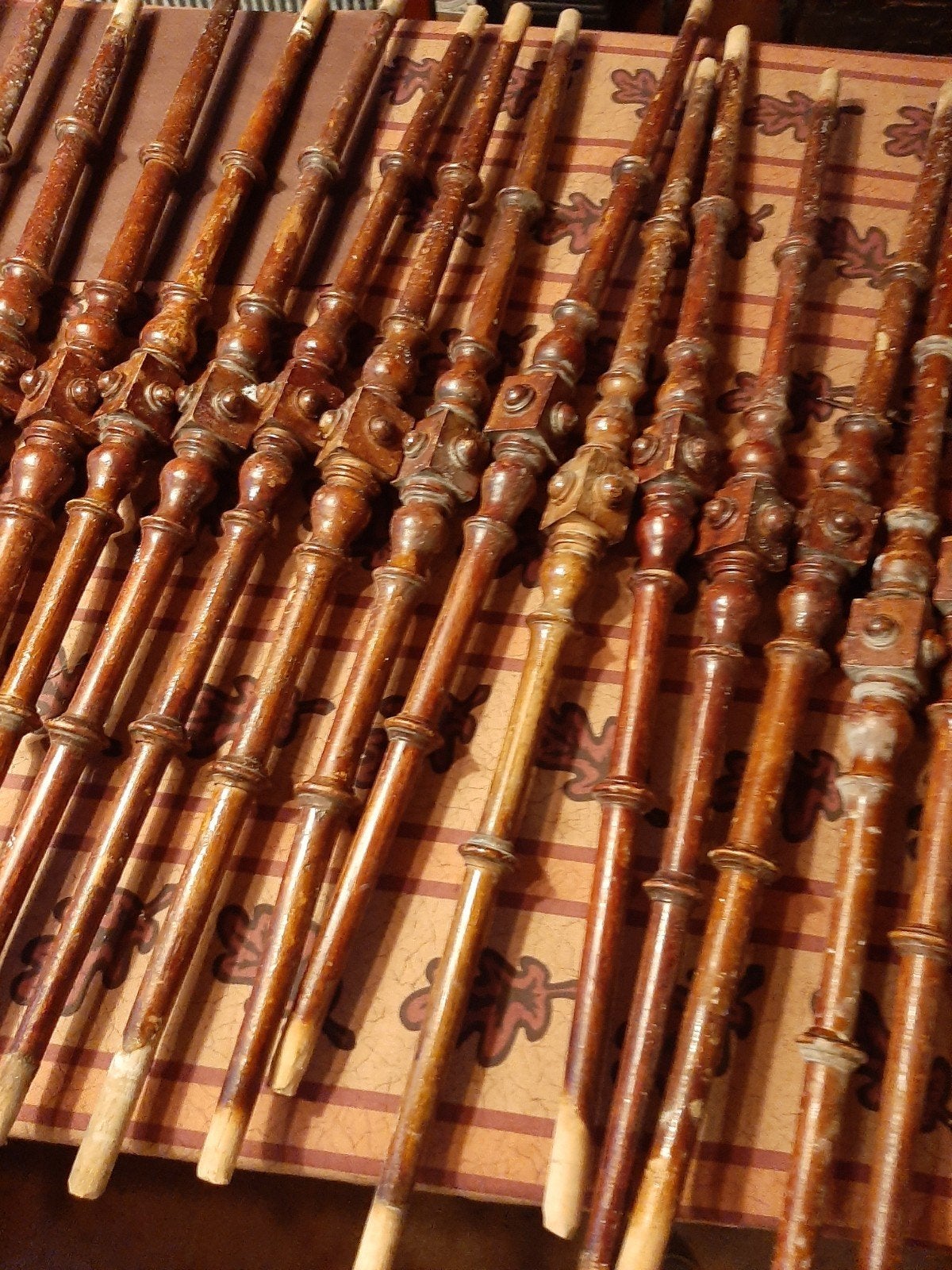 24 Antieke Houten Balusters - Decoratieve Spijlen, Ophalen