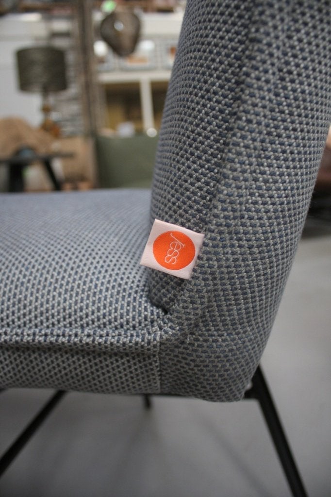 Luxe eetkamerstoelen Sanne Jess design draaibaar stof blauw, Ophalen, Blauw, Zo goed als nieuw, Metaal
