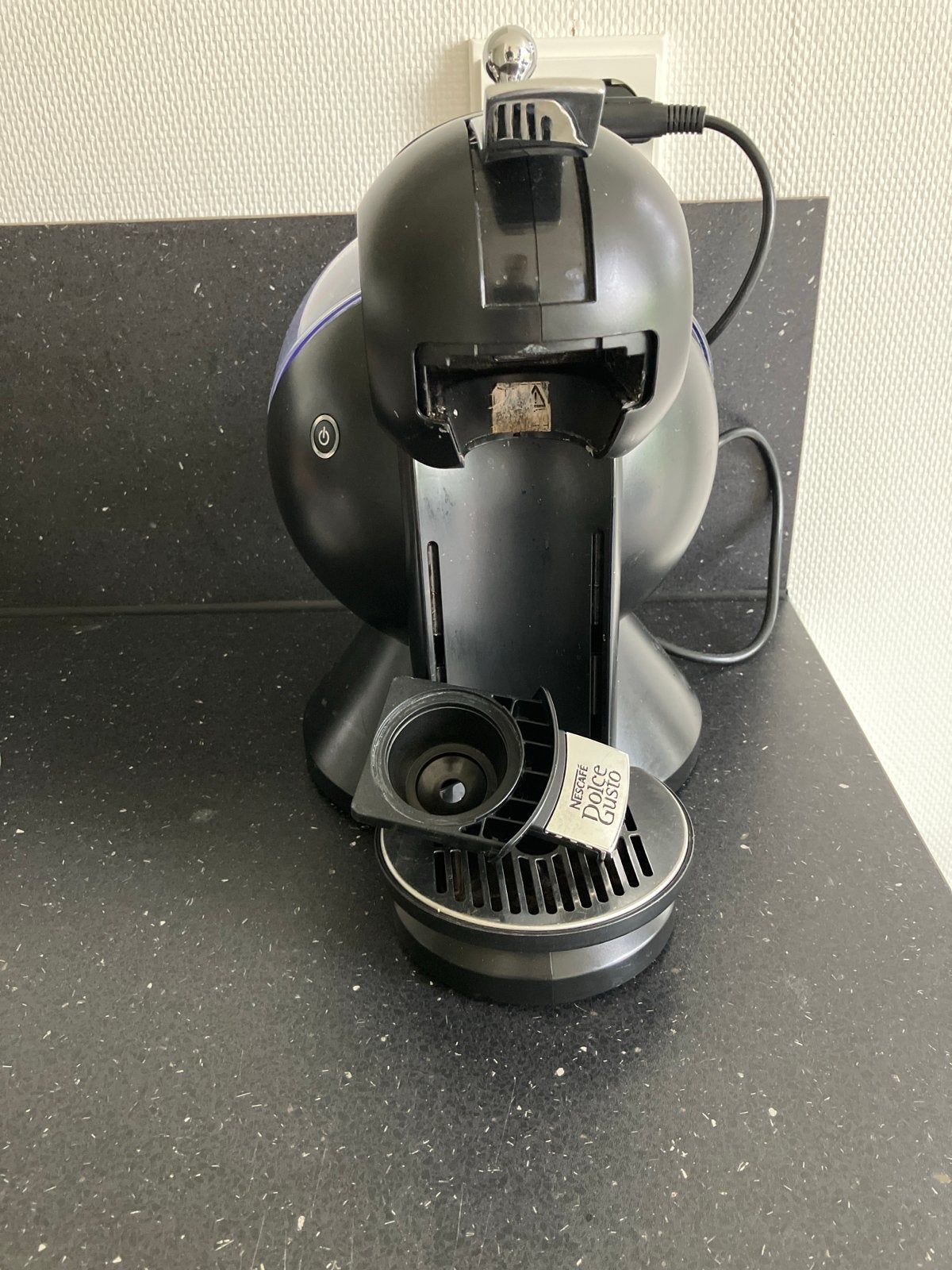 Nescafé Dolce Gusto Krups koffiezetapparaat, Gebruikt, Koffiemachine, Ophalen of Verzenden, 2 tot 4 kopjes