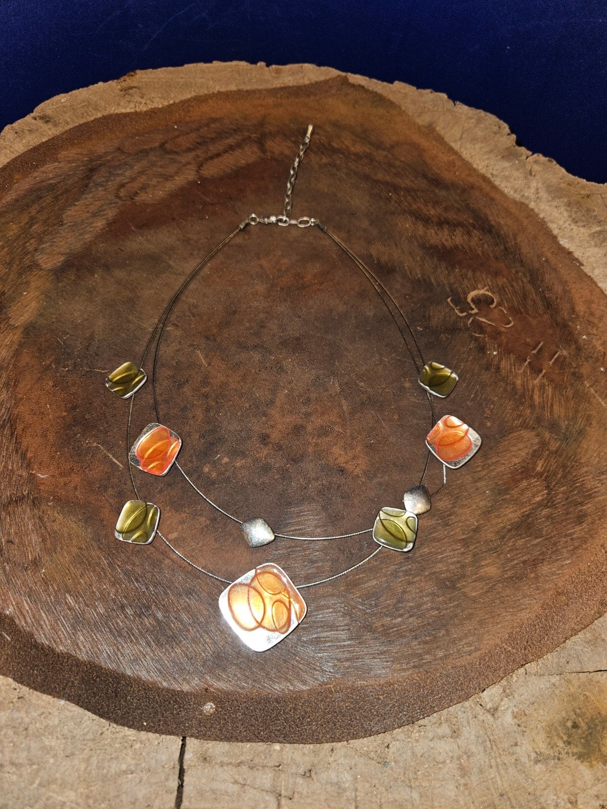 Stijlvolle ketting met oranje en groene accenten, Overige materialen, Verstelbaar, Oranje, Ophalen of Verzenden