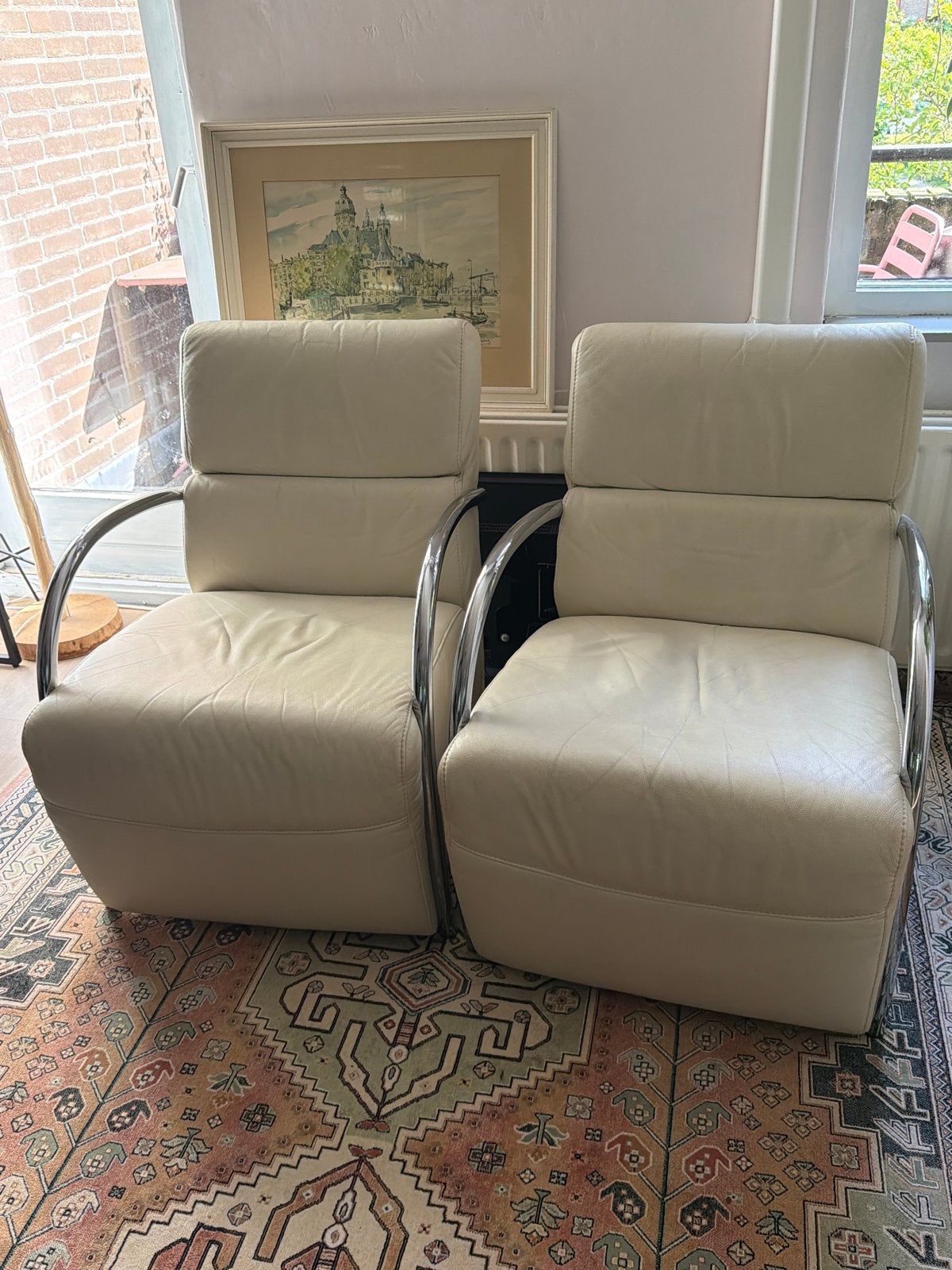 Set van 2 Crèmekleurige Leren Fauteuils met Chromen Frame, Huis en Inrichting, Ophalen, Gebruikt, Leer, 75 tot 100 cm