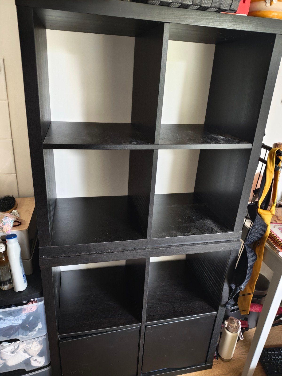 Zwart IKEA Kallax kast 2x 4 vaks, Huis en Inrichting, Kasten | Stellingkasten, Ophalen, Gebruikt