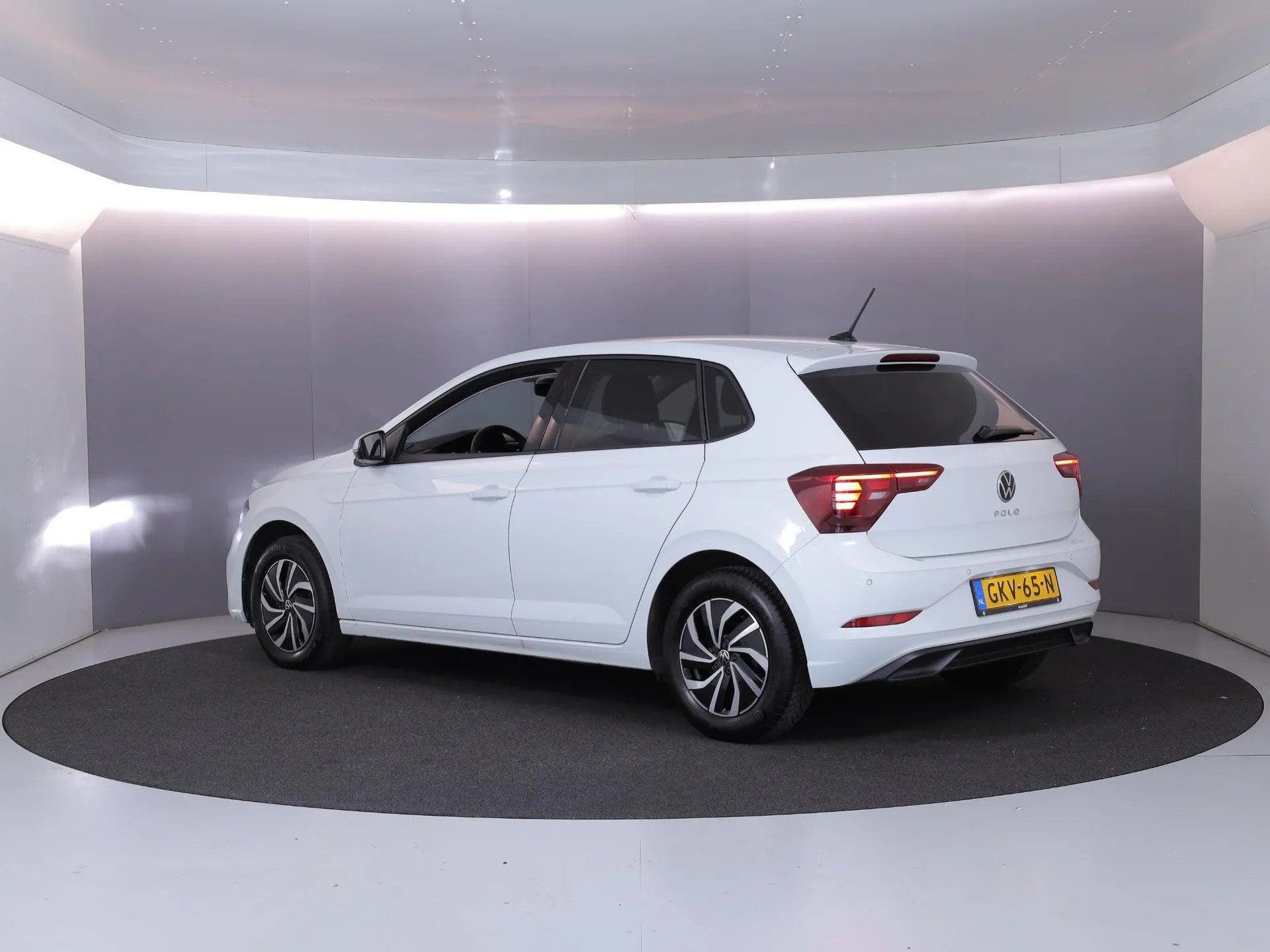 Volkswagen Polo 1.0 TSI Life Edition (bj 2024), Voorwielaandrijving, Wit, Origineel Nederlands, Bedrijf
