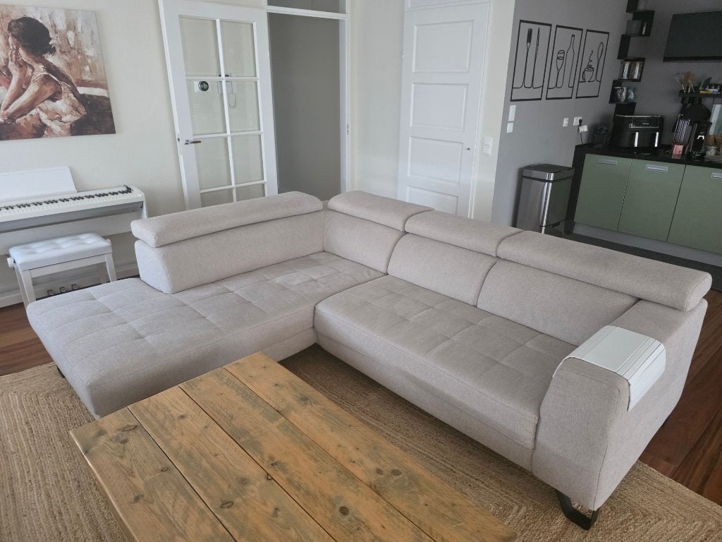 Modern Sofa - Excellent Condition, 250 tot 300 cm, Ophalen of Verzenden, Zo goed als nieuw, 150 cm of meer