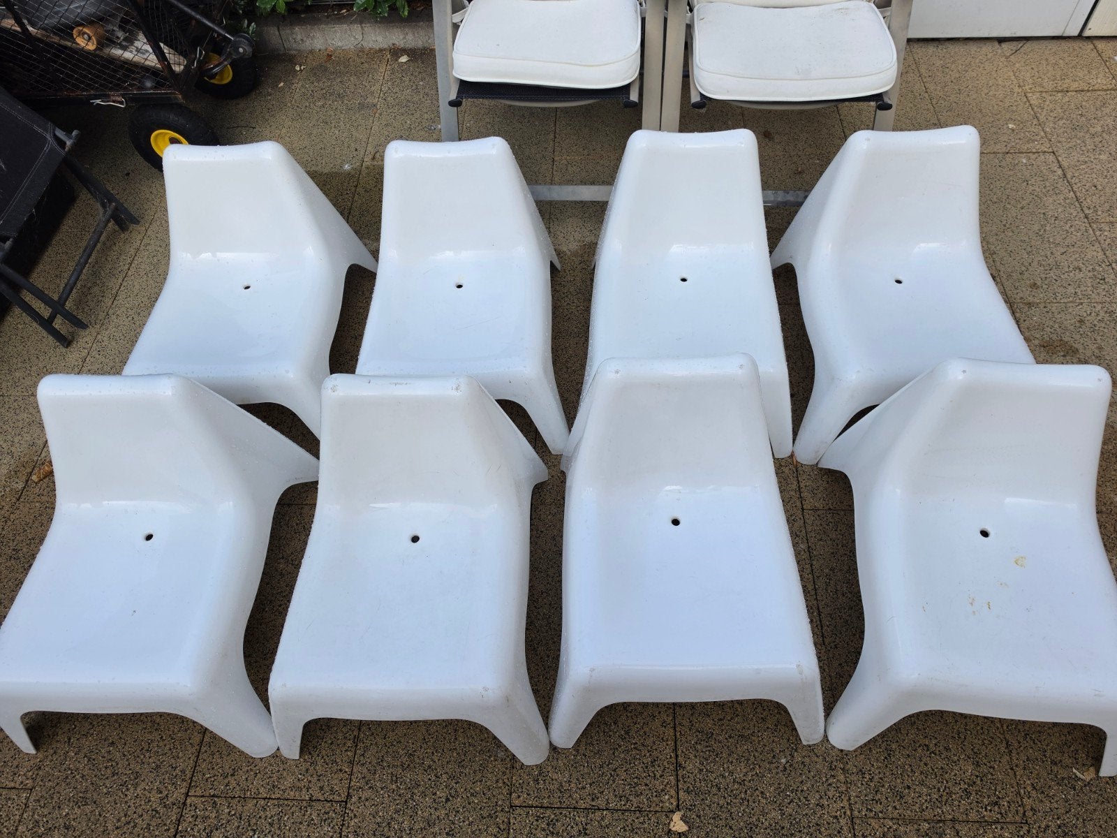 8 x BUNSÖ Ikea buitenstoel wit. tuinstoel kind. Vago Thomas, Ophalen, Gebruikt, Kunststof, Stapelbaar