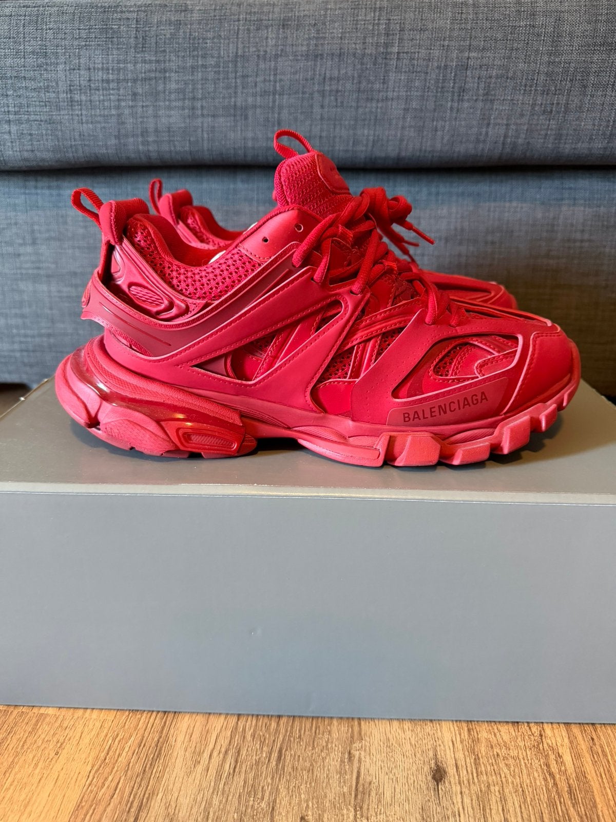 Balenciaga Track, Ophalen of Verzenden, Zo goed als nieuw