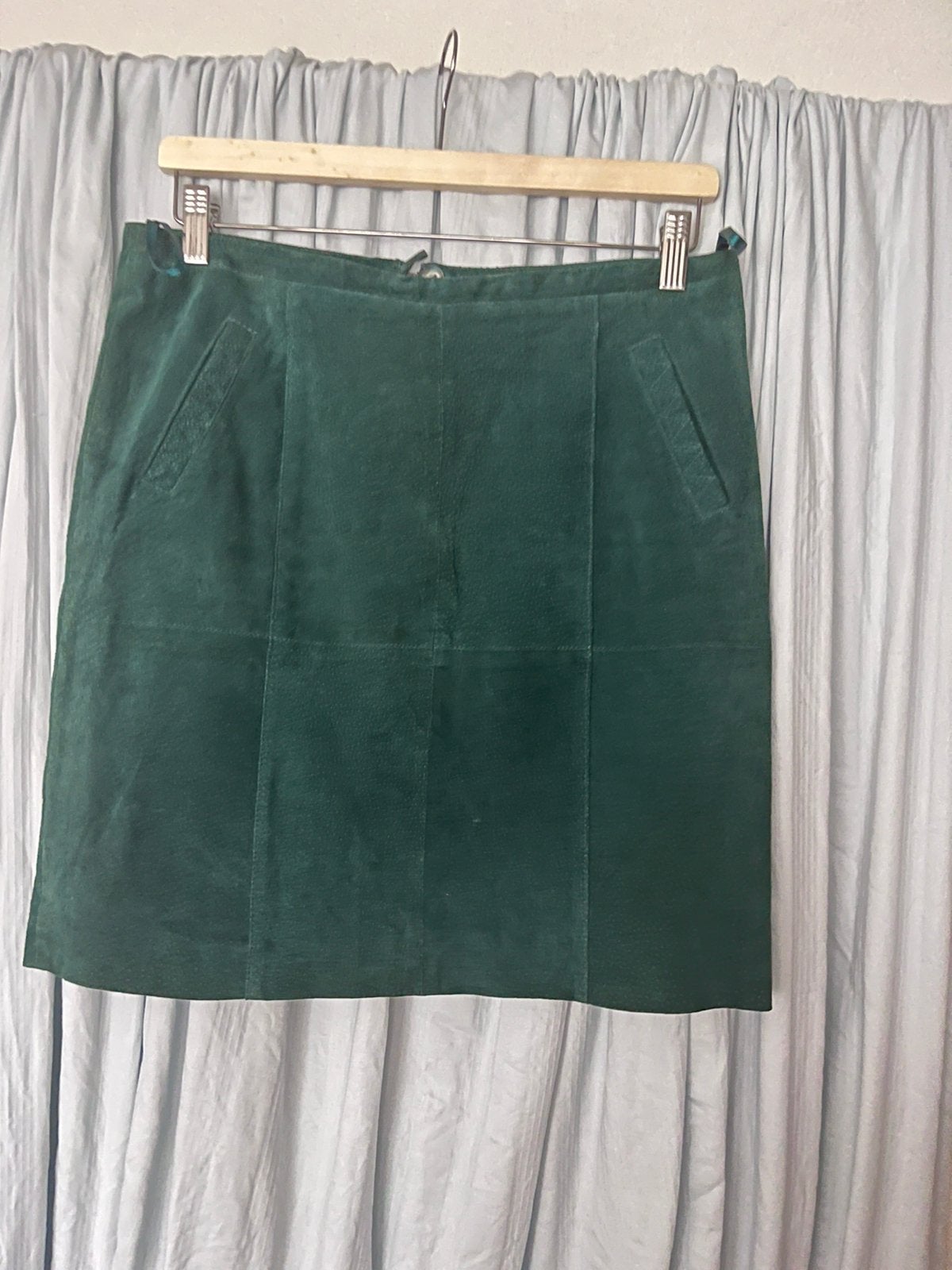 Suede rok medium maat M donkergroen, Maat 38/40 (M), Nieuw, Ophalen of Verzenden, Boven de knie