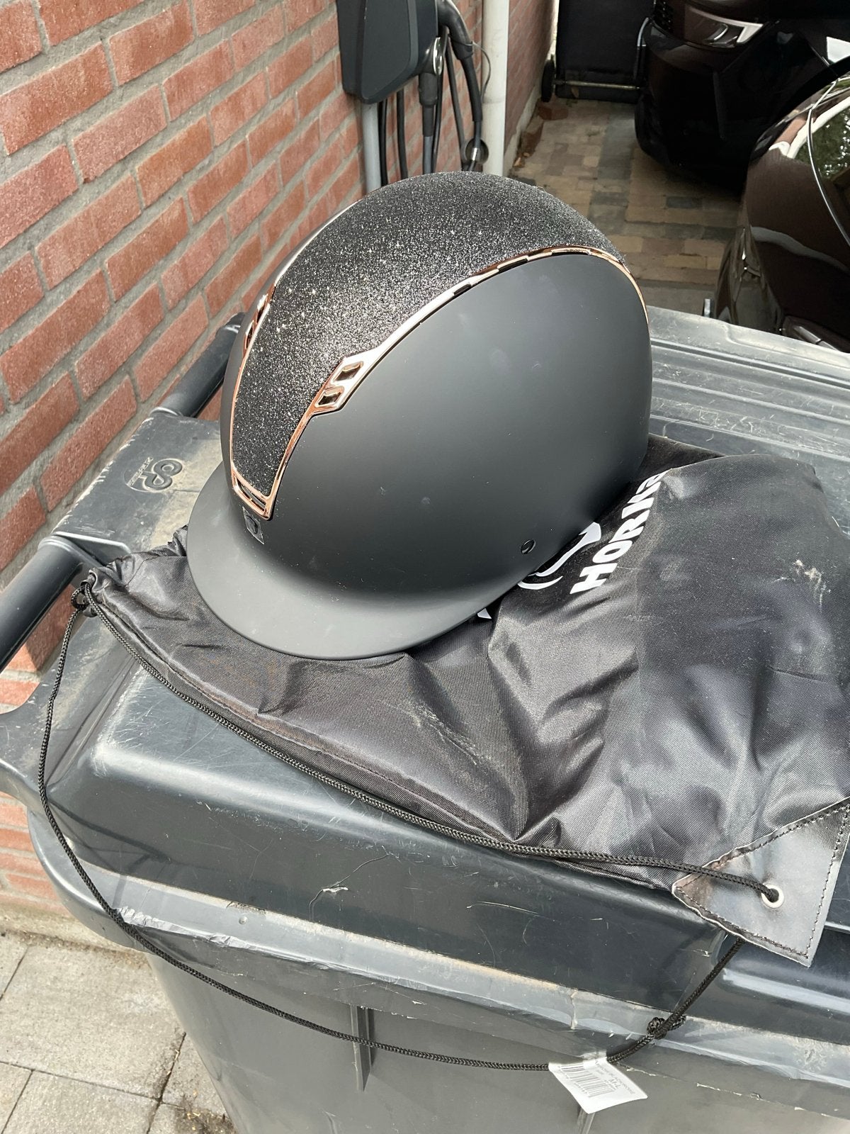 Cap zo goed als nieuw, Ophalen, Zo goed als nieuw, Dressuur