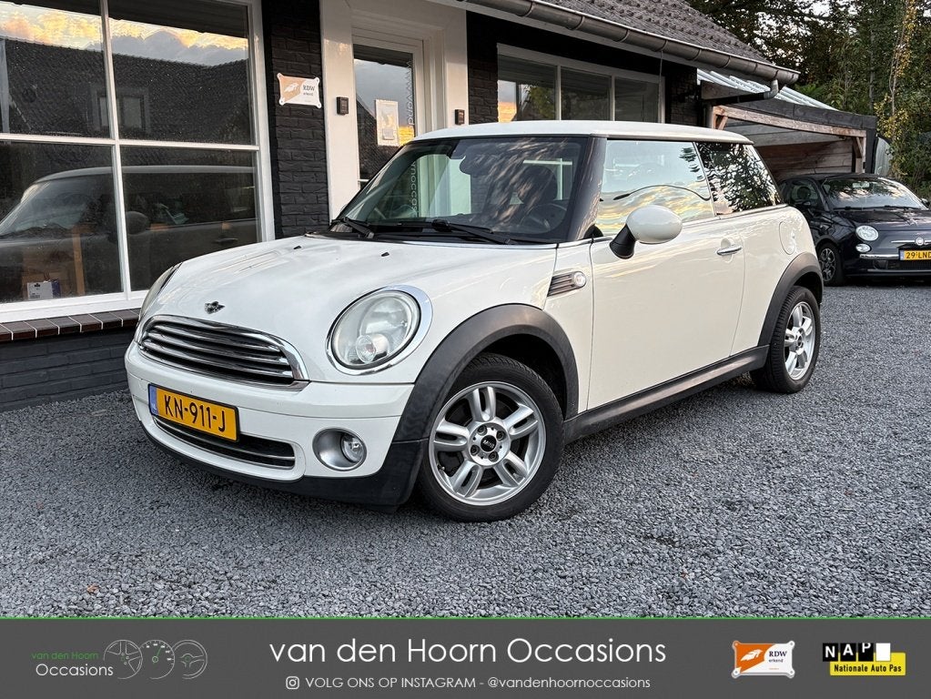 Mini 3-Deurs 1.4 CLIMA | STOELVERW | NW APK | PARK.SENS, Auto's, Voorwielaandrijving, Stoelverwarming, Gebruikt, Overige modellen