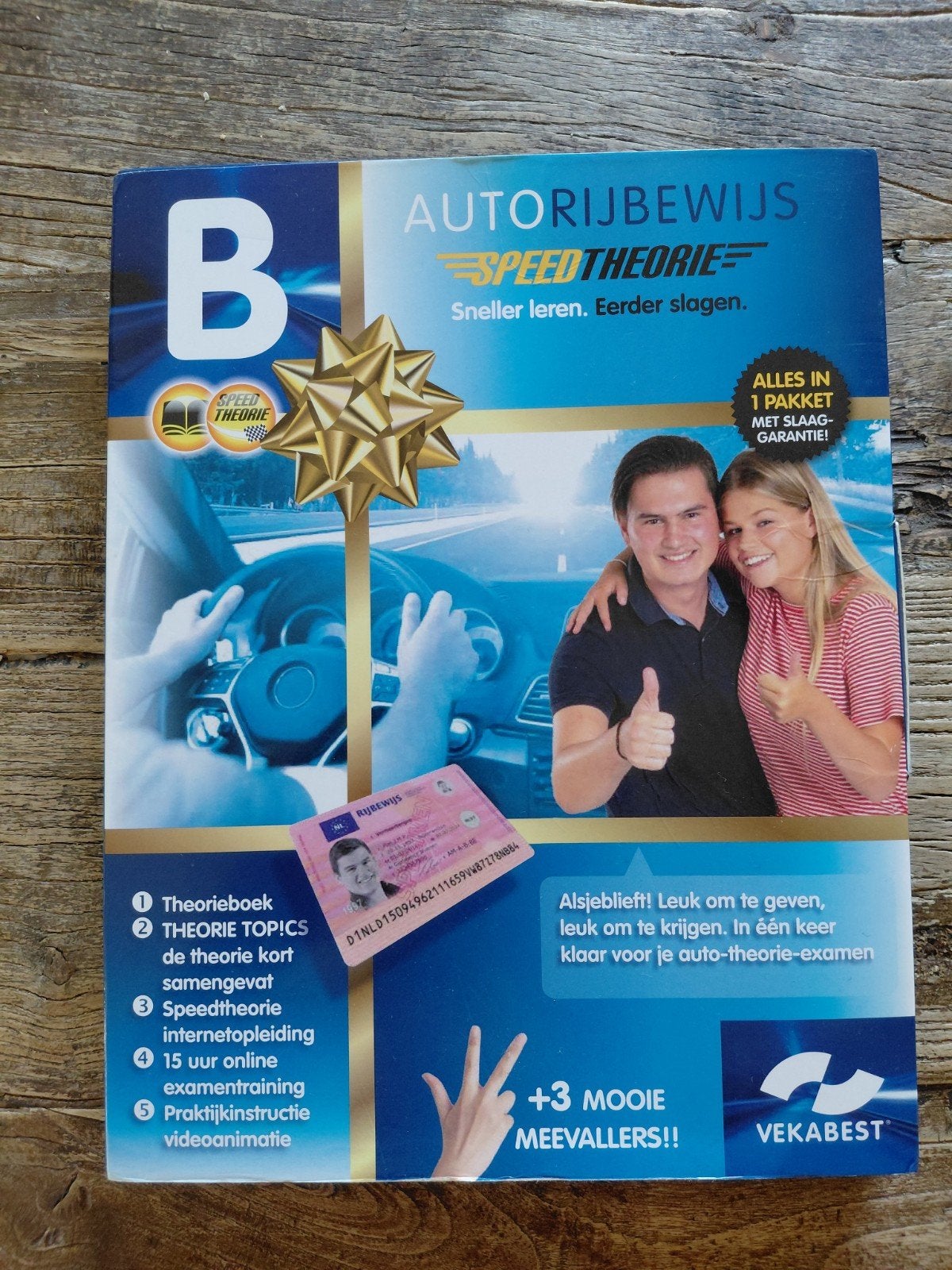 Vekabest Autorijbewijs B Theorieboek, Ophalen of Verzenden, Gelezen, Algemeen