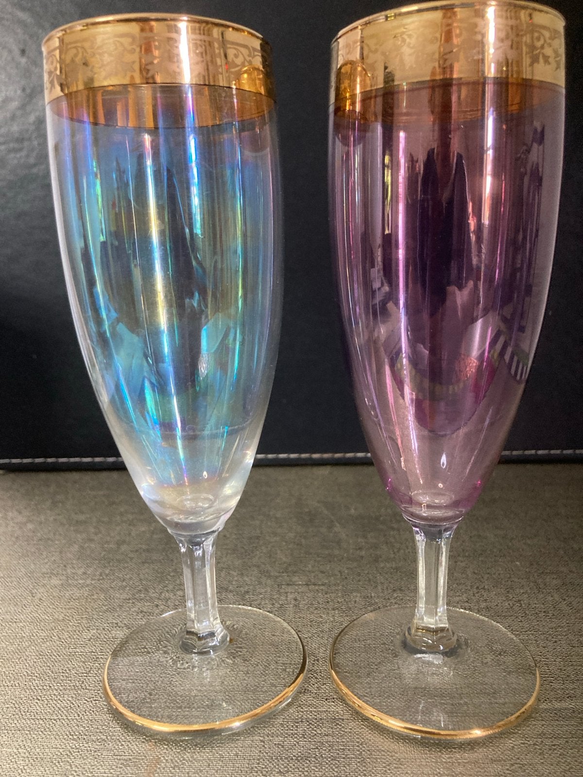 2 Iriserende Champagneglazen met Gouden Band - 16 cm, Ophalen of Verzenden