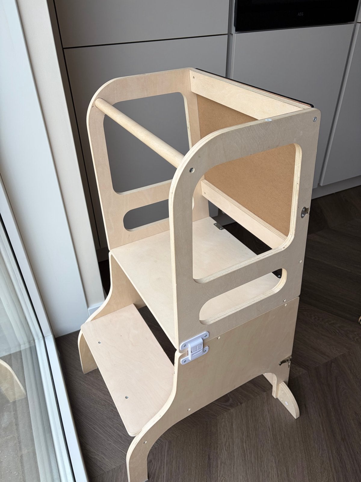 Nieuwe Leertoren Action - Montessori Keukenhulp en bureau, Ophalen, Nieuw, Hout