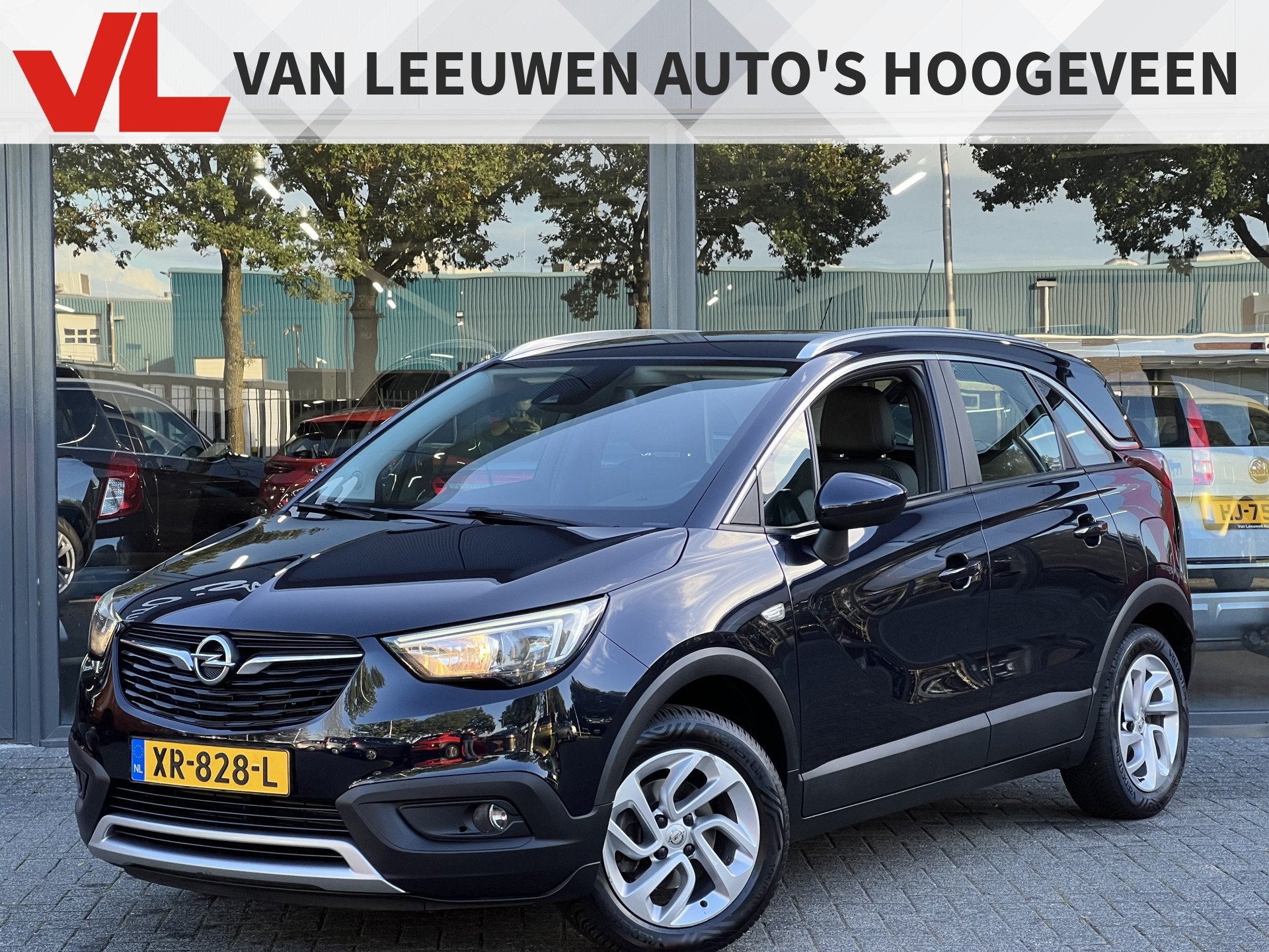 Opel Crossland X 1.2 Turbo Online Edition | Navi | Trekhaak, Auto's, Voorwielaandrijving, Gebruikt, 1199 cc, Met garantie (alle)