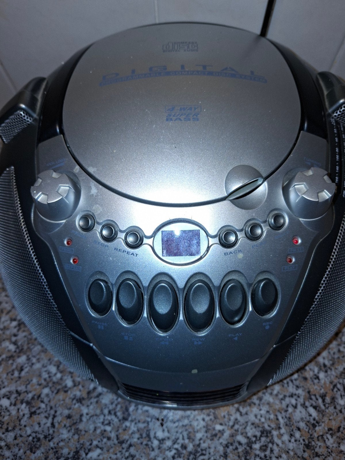 CD / Radio Cassette Speler - Cassettedeck werkt niet, Overige merken, Draagbaar, Ophalen of Verzenden, Cassettedeck