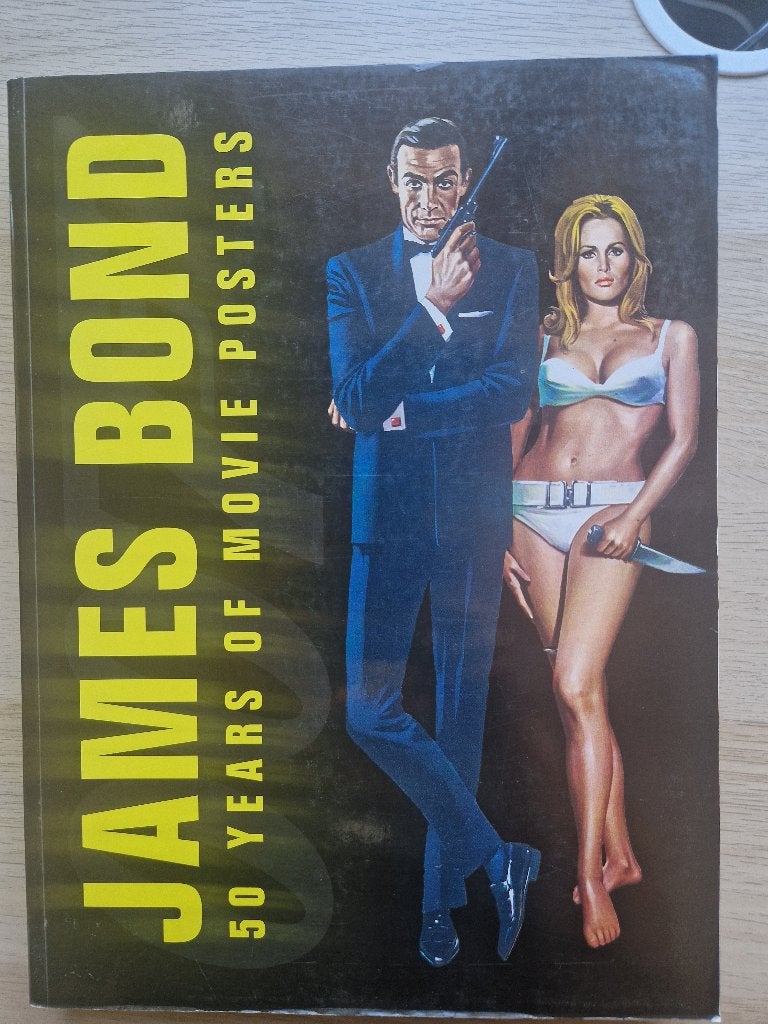 James Bond 50 years of movie posters, Ophalen of Verzenden, Zo goed als nieuw